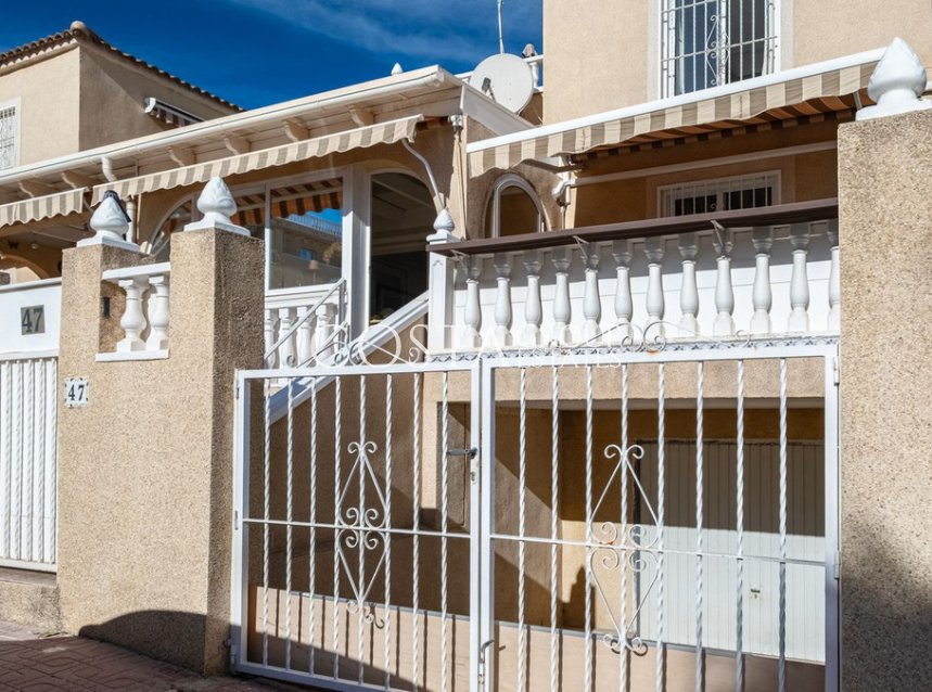 Herverkoop - Huis -
Orihuela Costa - Playa Flamenca