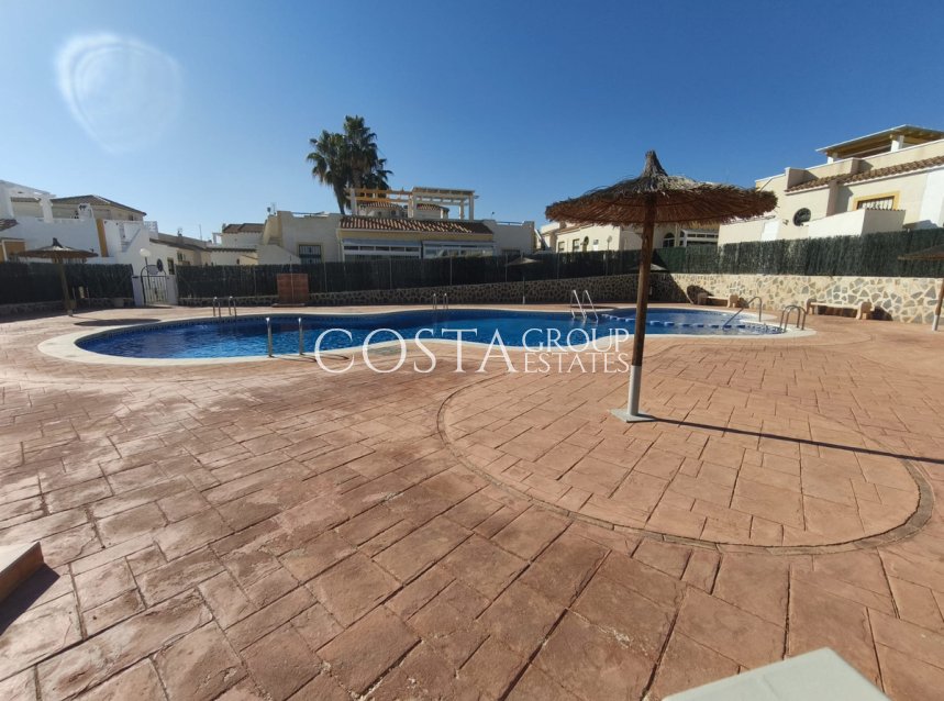 Herverkoop - Huis -
Orihuela Costa - Punta Prima