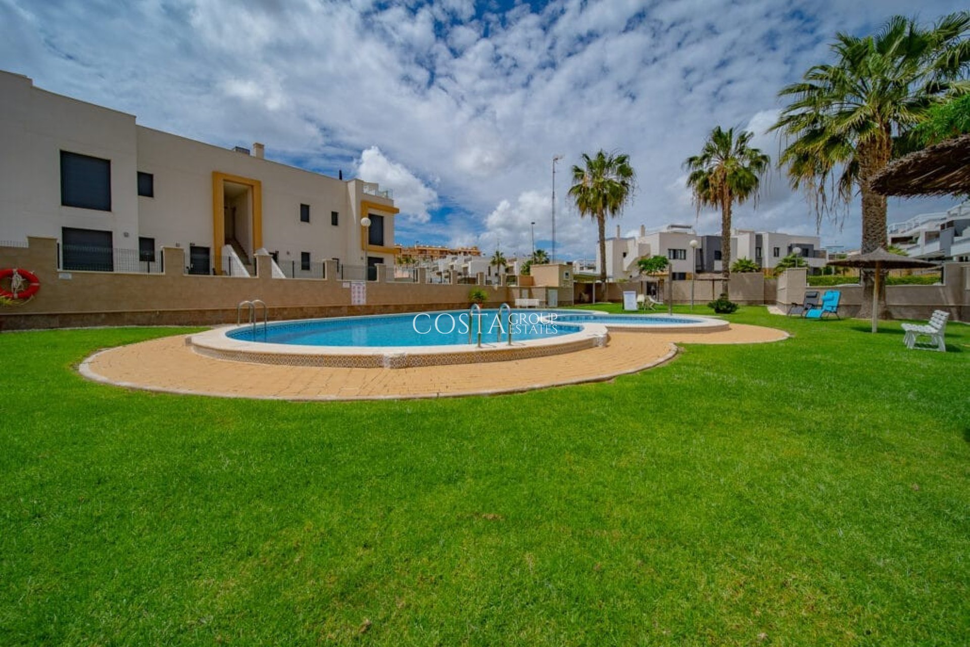 Herverkoop - Huis -
Orihuela Costa - Villamartín