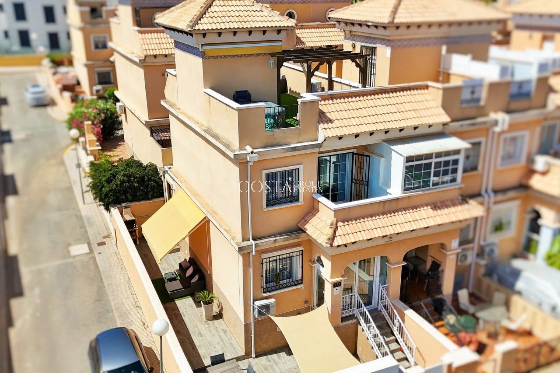 Herverkoop - Huis -
Orihuela Costa - Villamartín