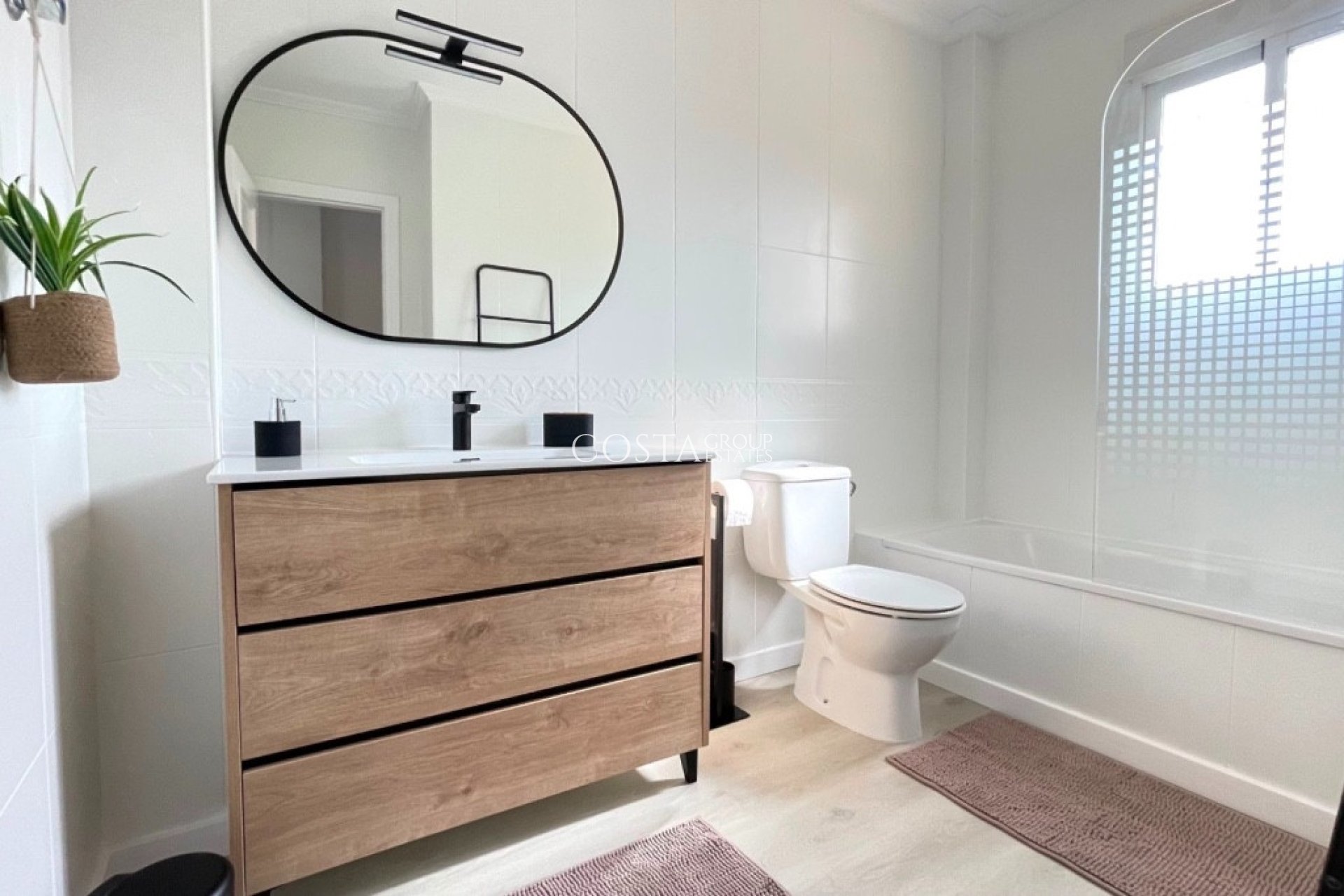 Herverkoop - Huis -
Orihuela Costa - Villamartin