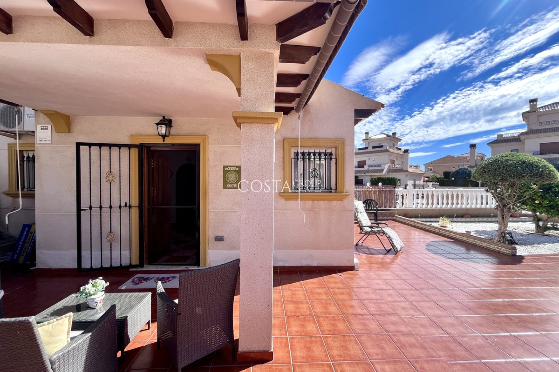 Herverkoop - Huis -
Orihuela - La Zenia