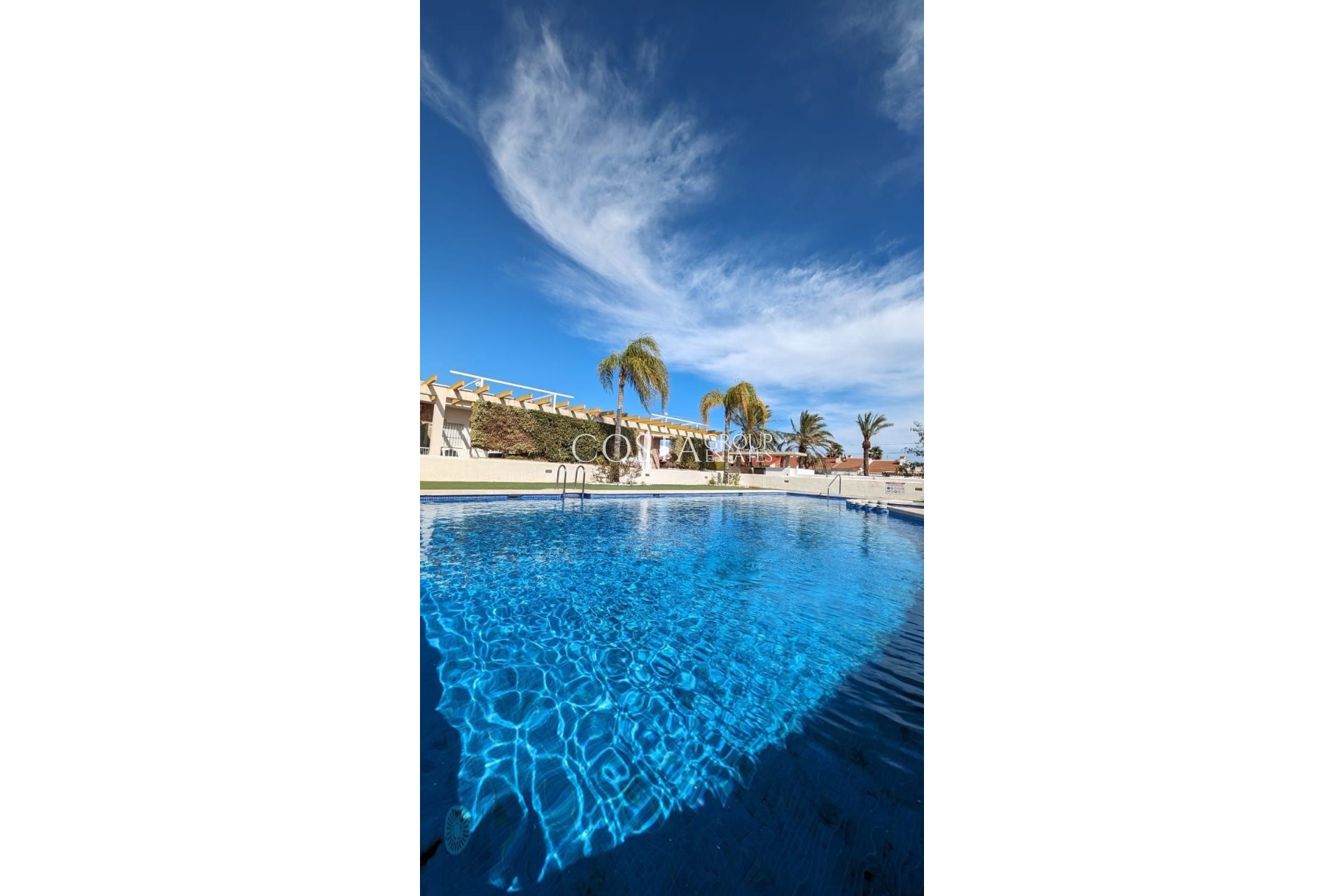 Herverkoop - Huis -
Orihuela - Mil Palmeras