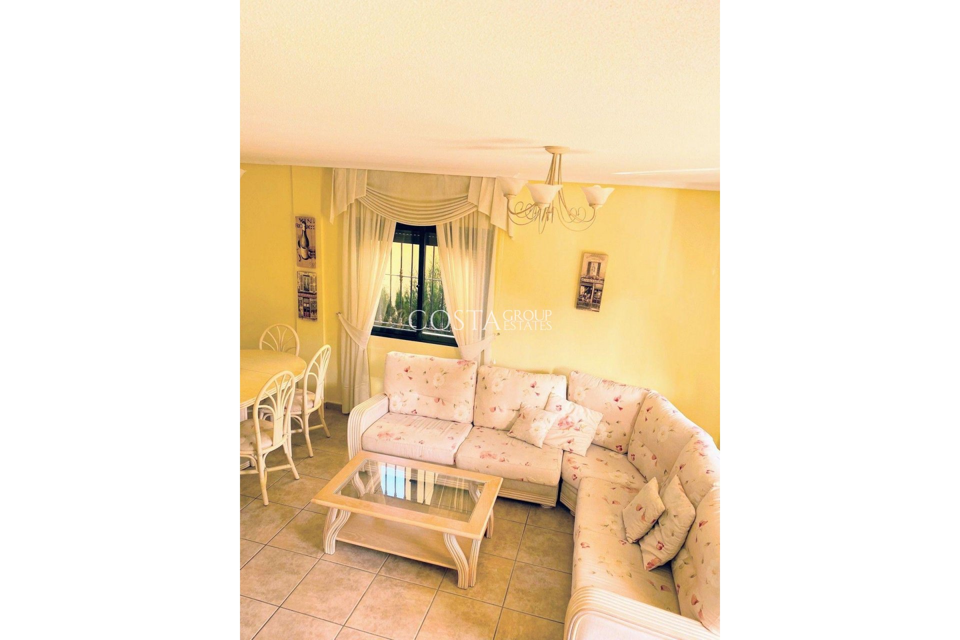 Herverkoop - Huis -
Orihuela - Villamartin