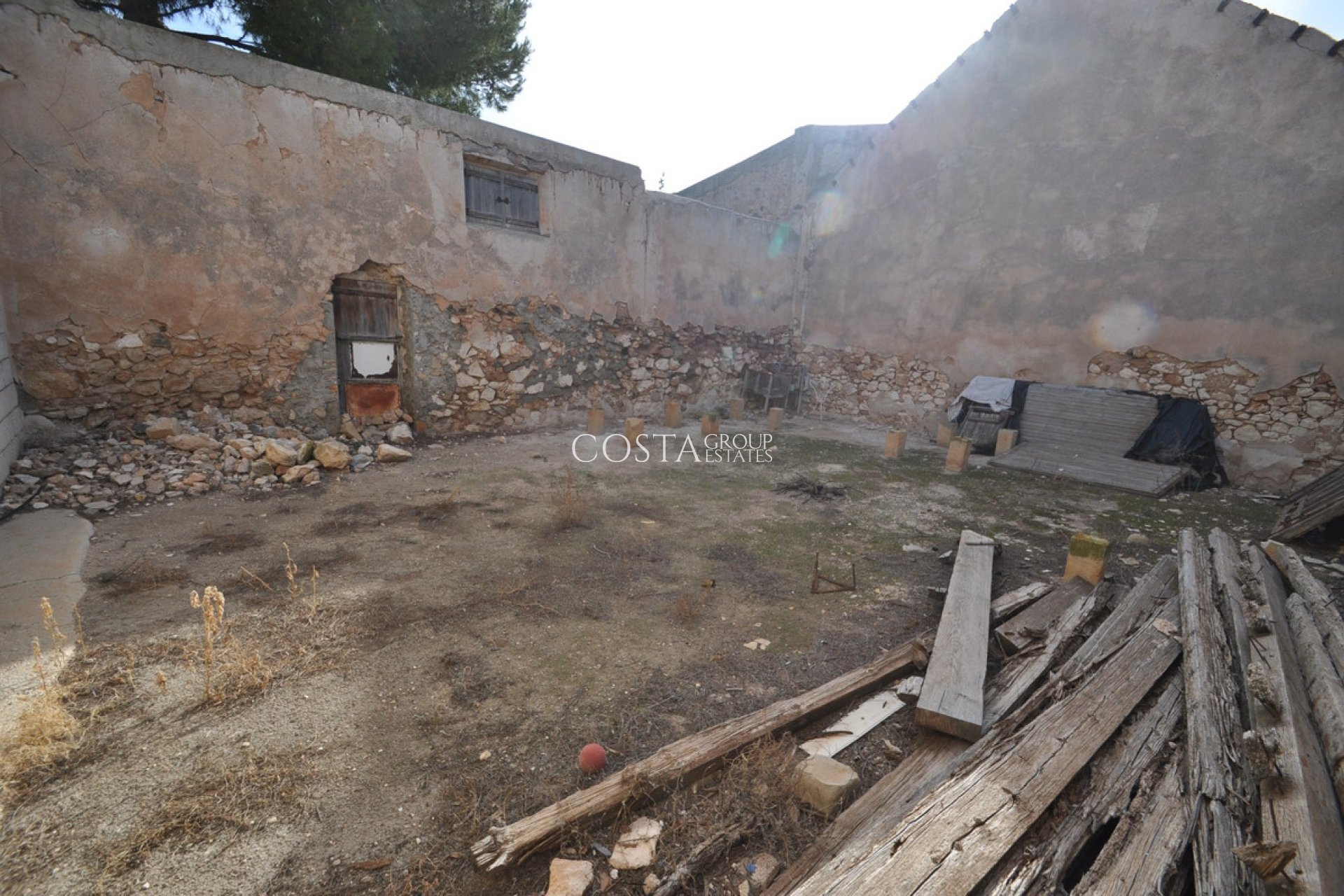 Herverkoop - Huis -
Pinoso - Pinoso Centro