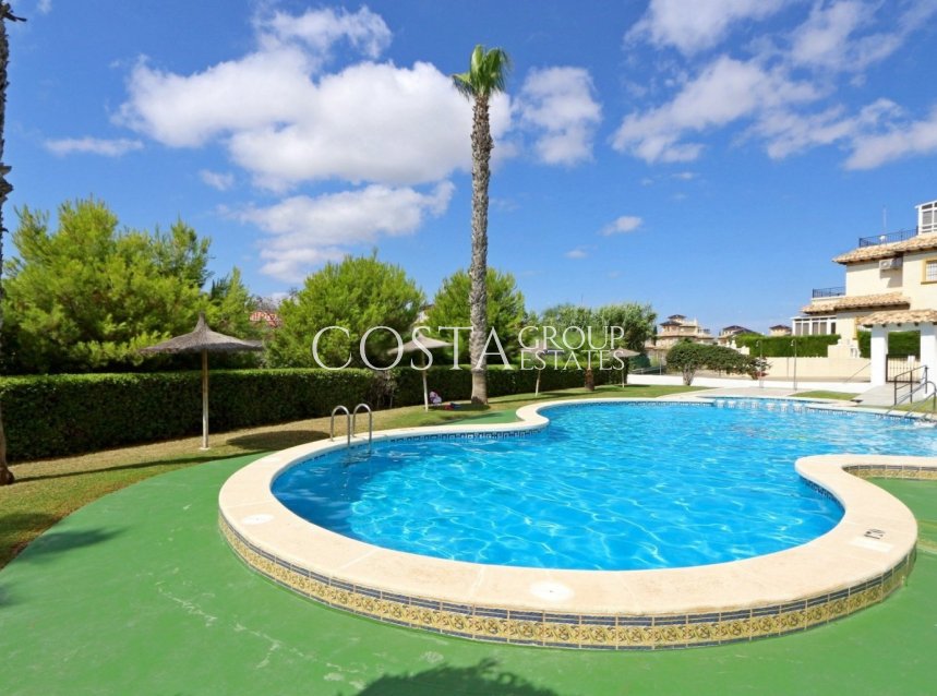 Herverkoop - Huis -
Playa Flamenca