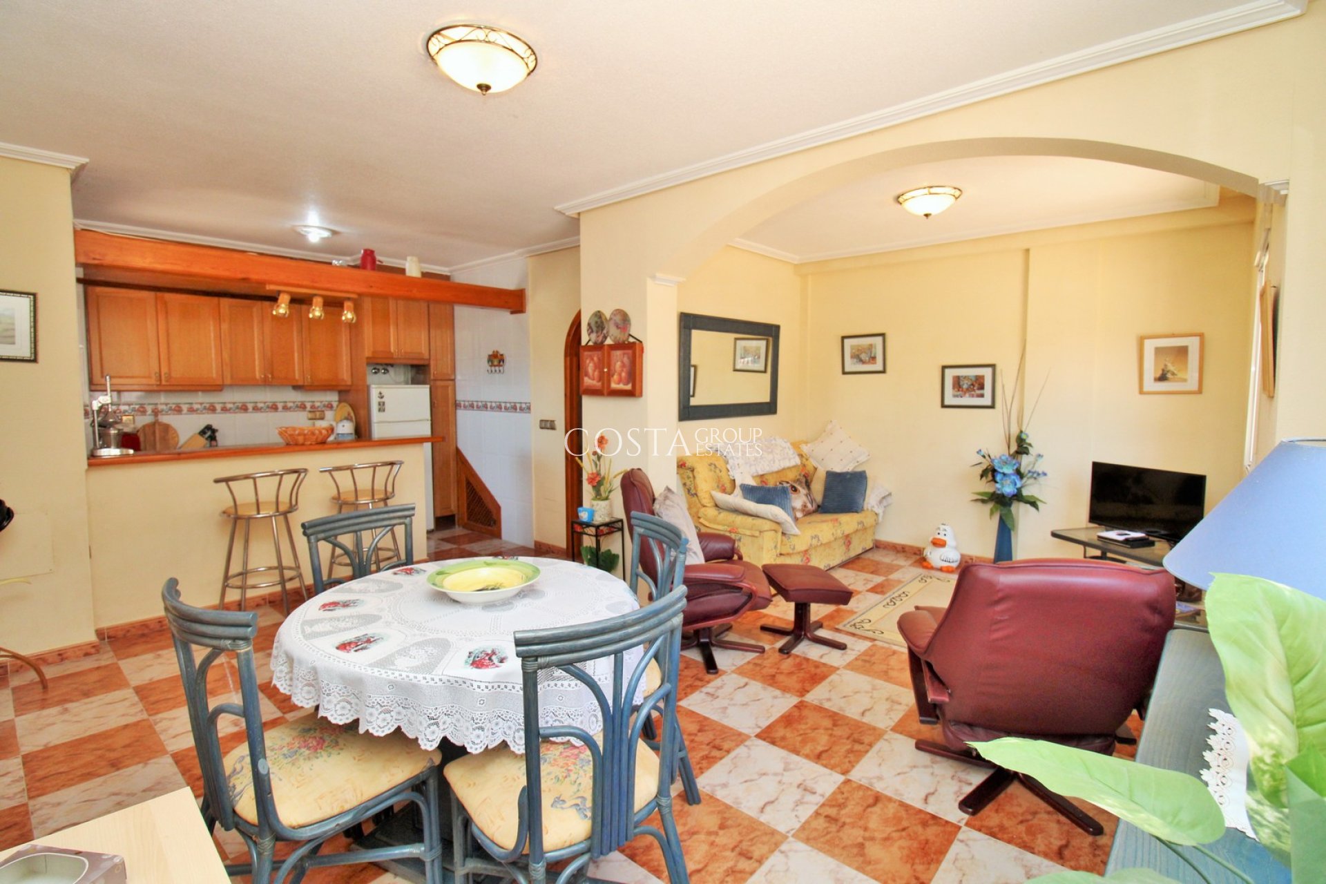 Herverkoop - Huis -
Playa Flamenca