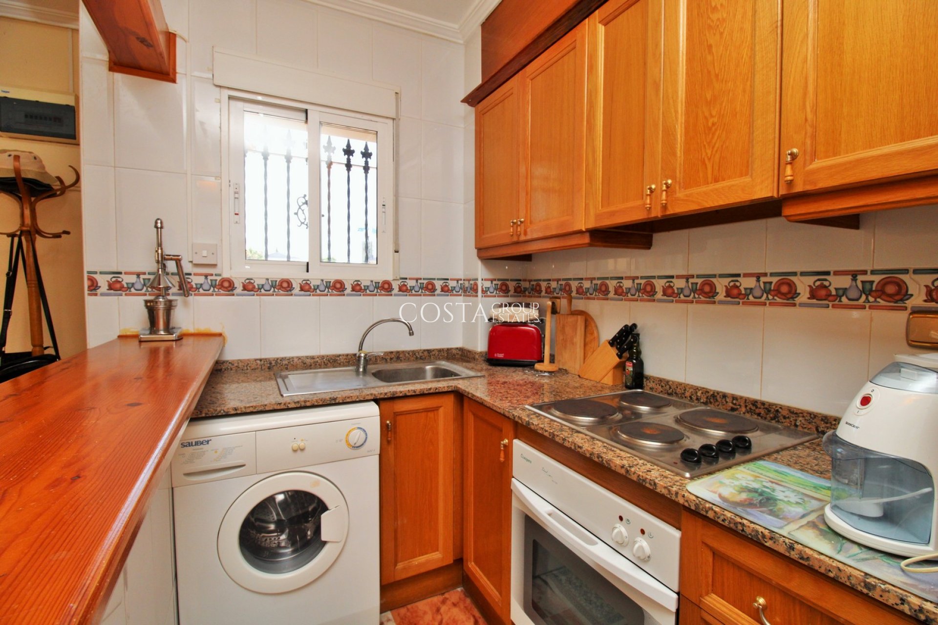 Herverkoop - Huis -
Playa Flamenca