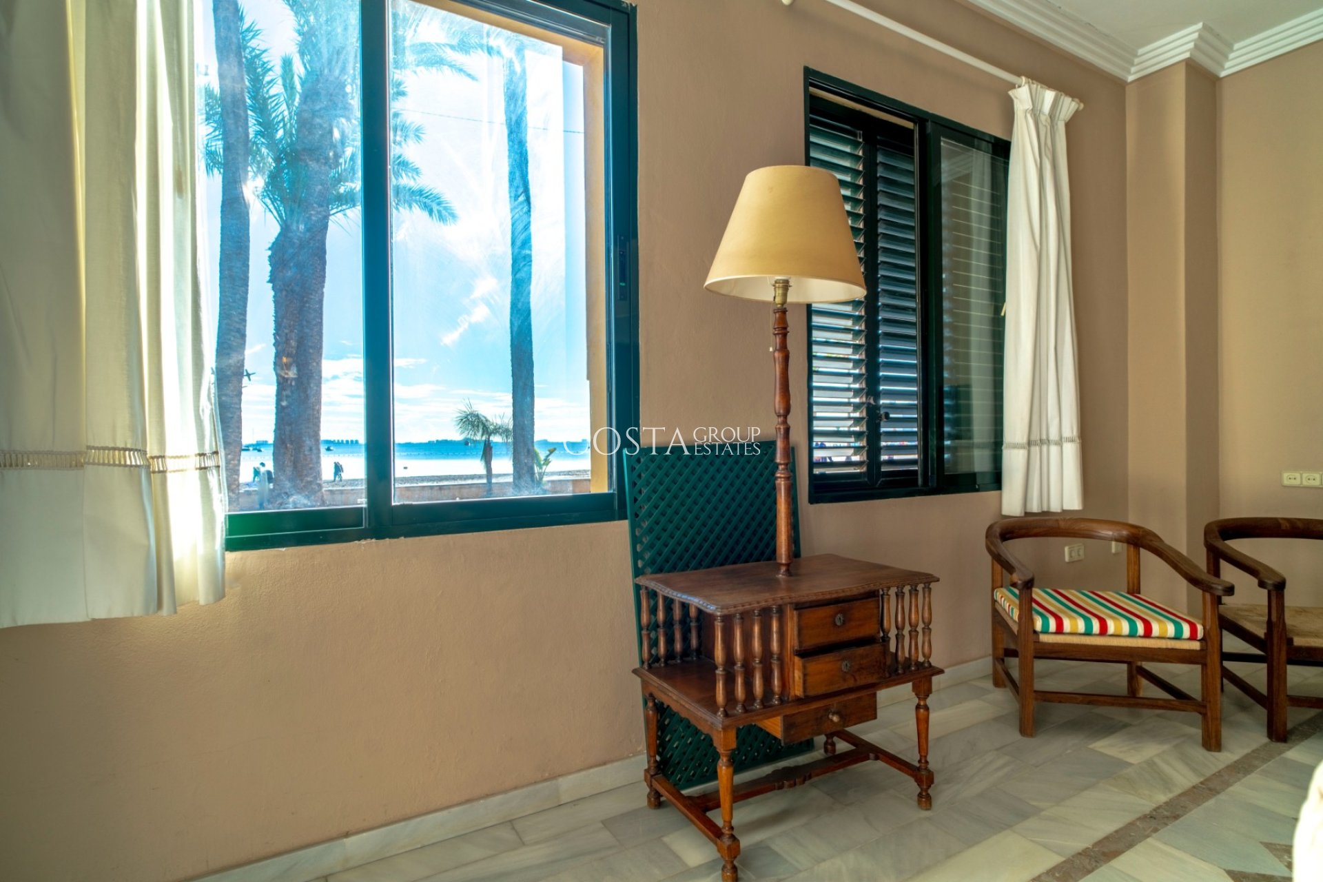 Herverkoop - Huis -
Santiago de la Ribera