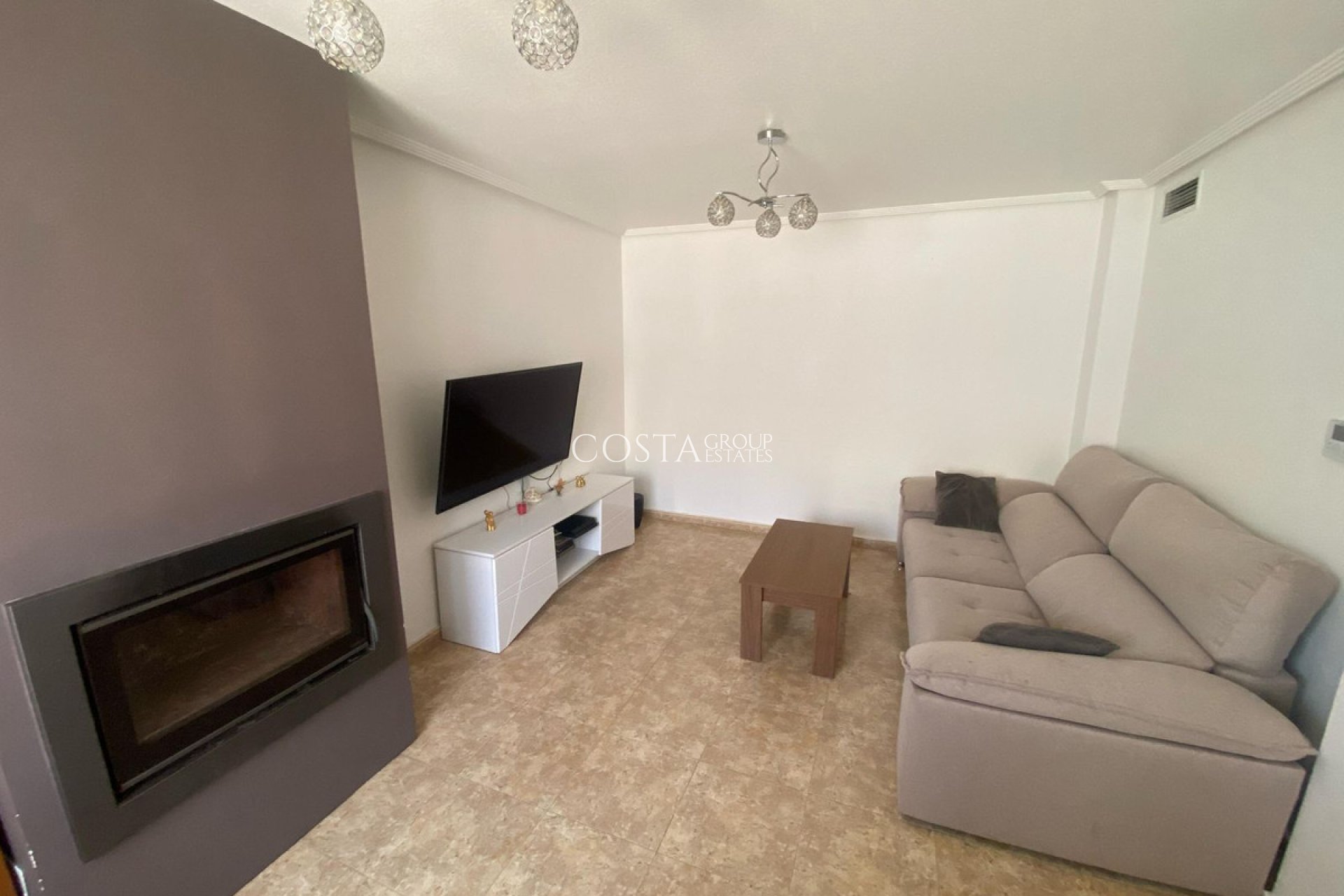 Herverkoop - Huis -
Torre-Pacheco - Roldan