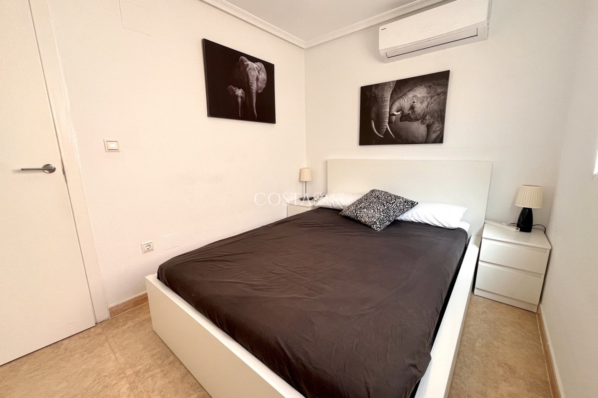 Herverkoop - Huis -
Torrevieja - La Mata