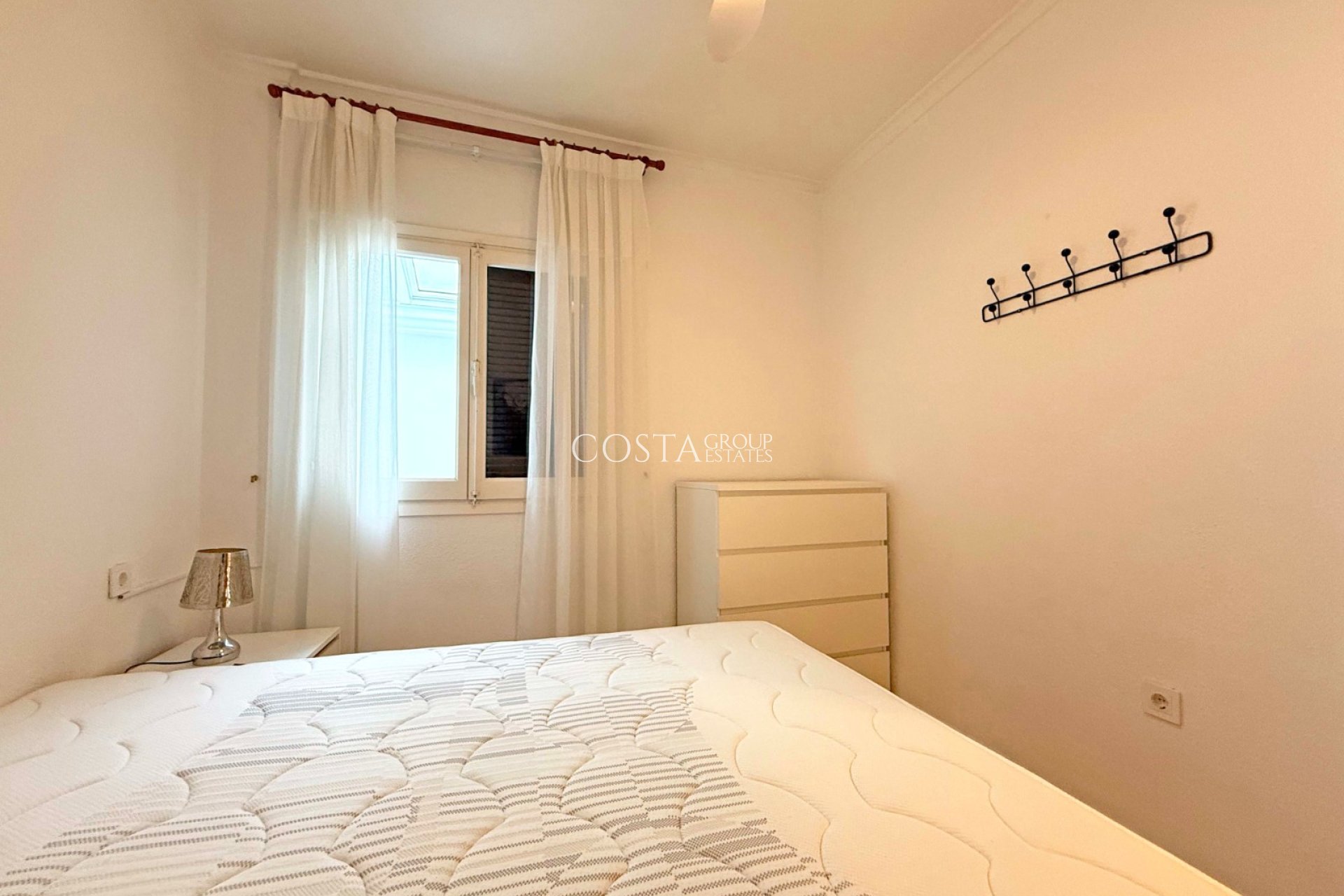 Herverkoop - Huis -
Torrevieja - Torrelamata - La Mata