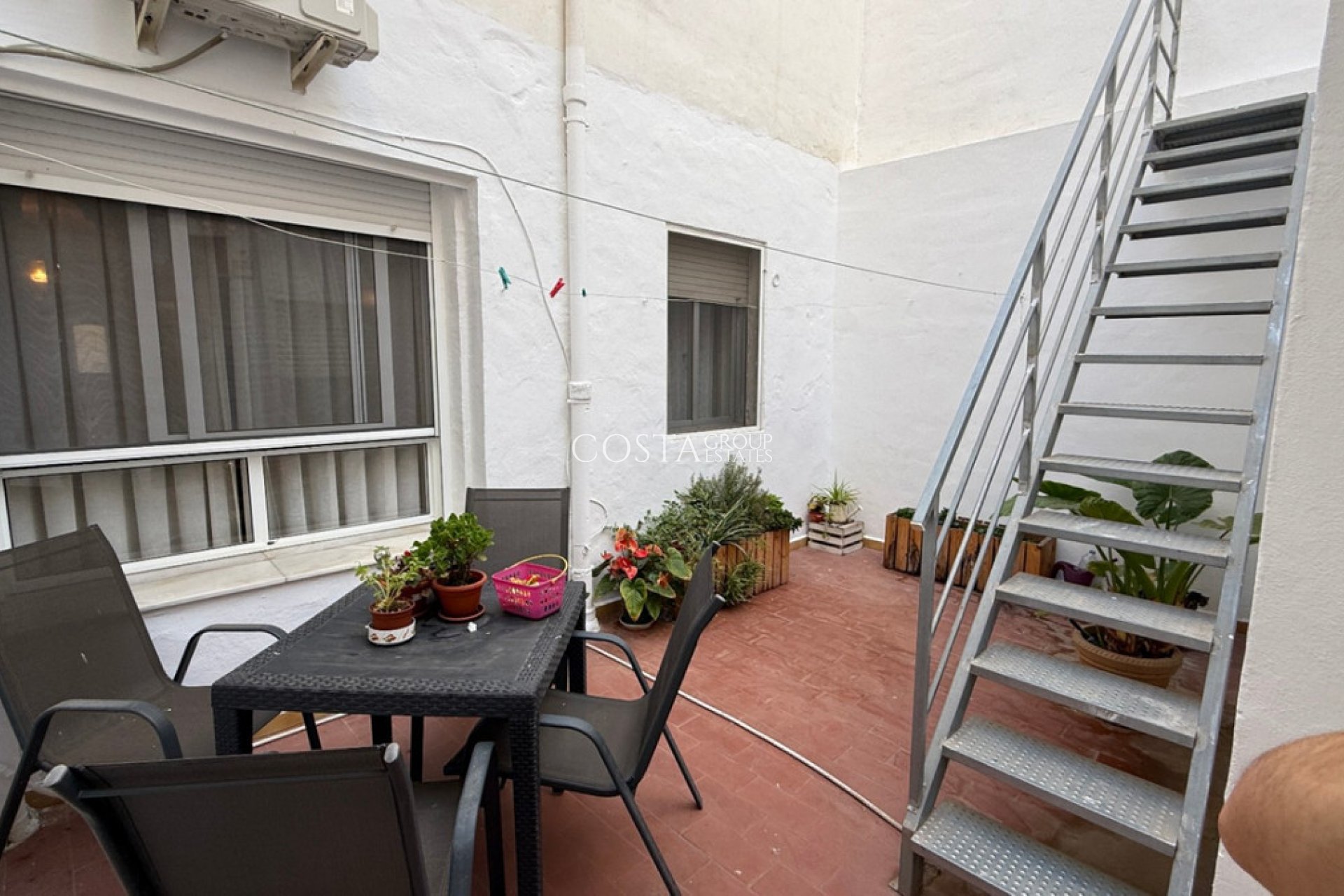 Herverkoop - Huis -
Torrevieja - Torrevieja Centro