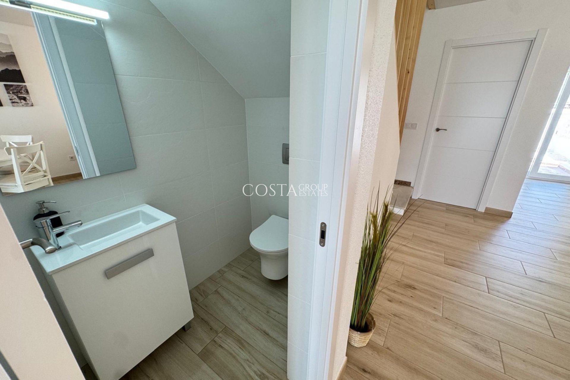 Herverkoop - Huis -
Torrevieja - Torrevieja Centro