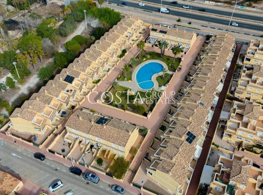 Herverkoop - Huis -
Torrevieja - Torrevieja Centro