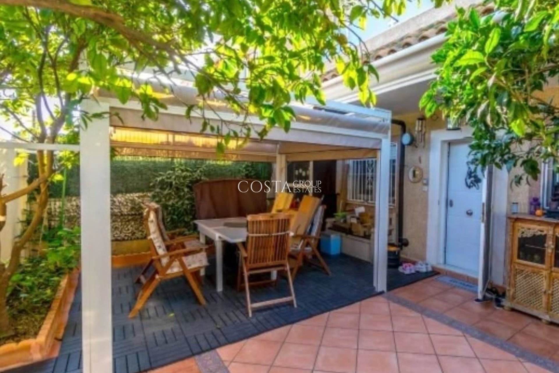 Herverkoop - Huis -
Torrevieja - Torrevieja Centro