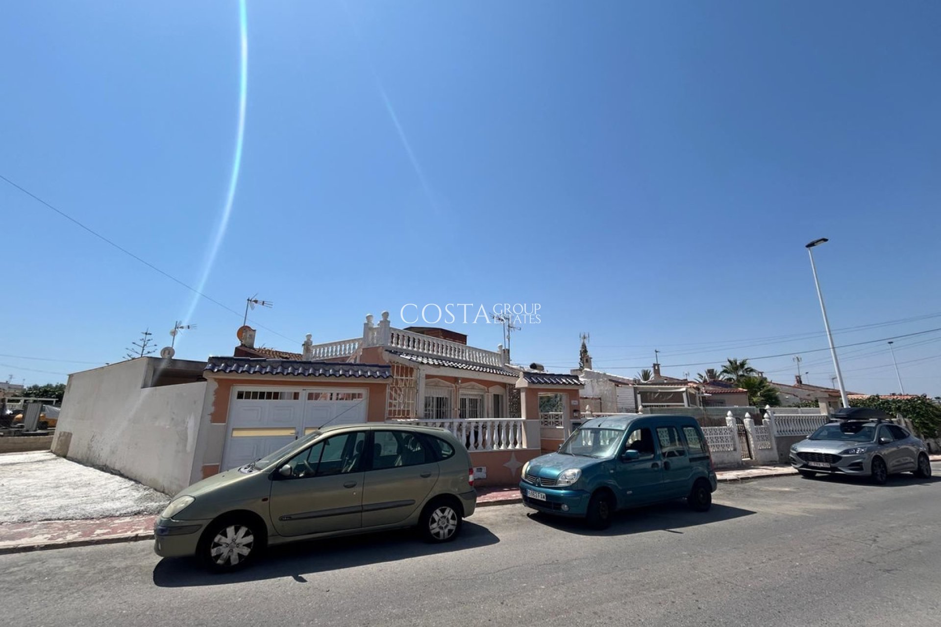 Herverkoop - Huis -
Torrevieja - Torrevieja Centro