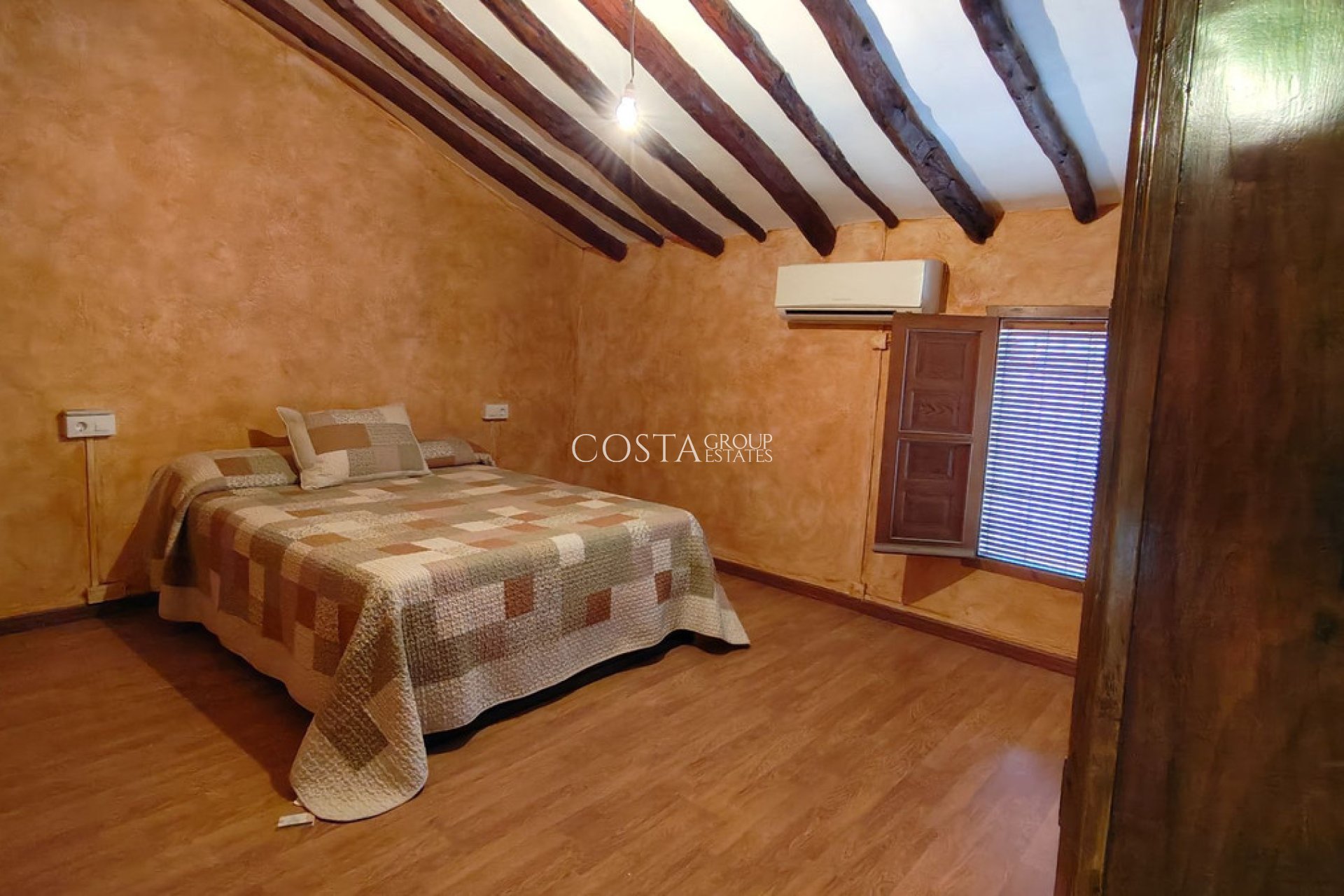 Herverkoop - Villa -
Abanilla - Abanilla Centro