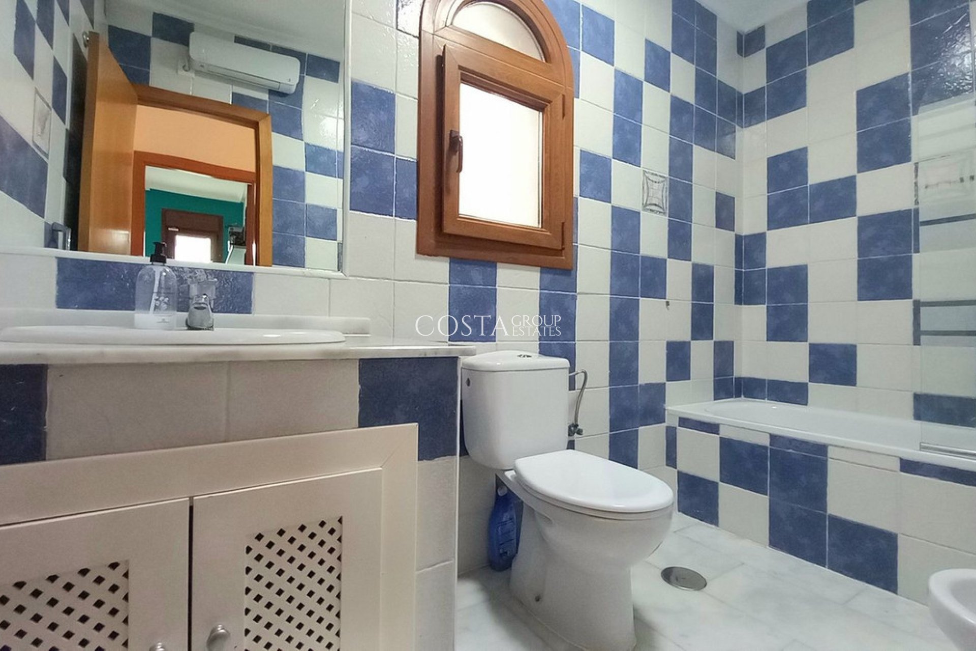 Herverkoop - Villa -
Algorfa - Algorfa Centro