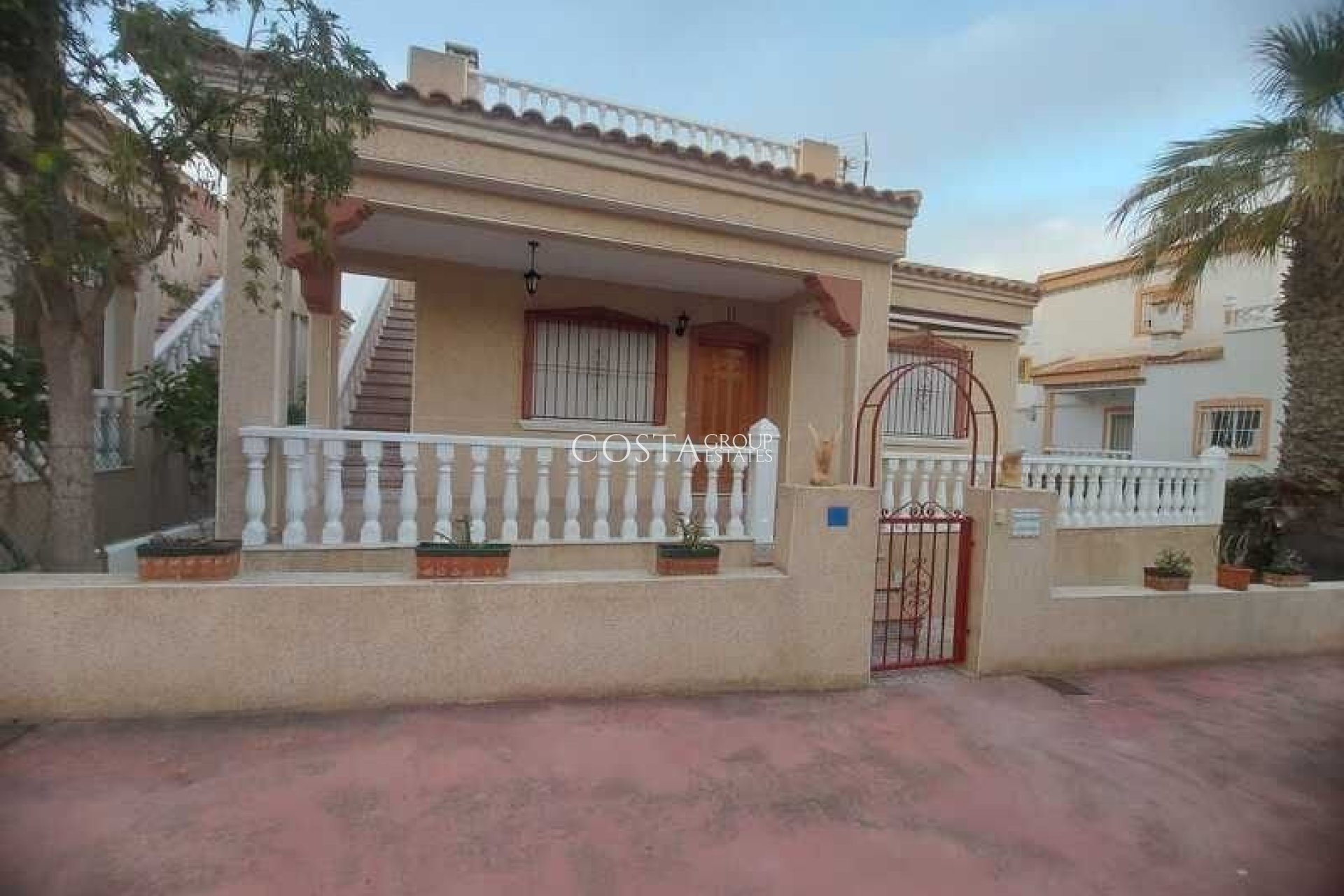 Herverkoop - Villa -
Algorfa - Algorfa Centro