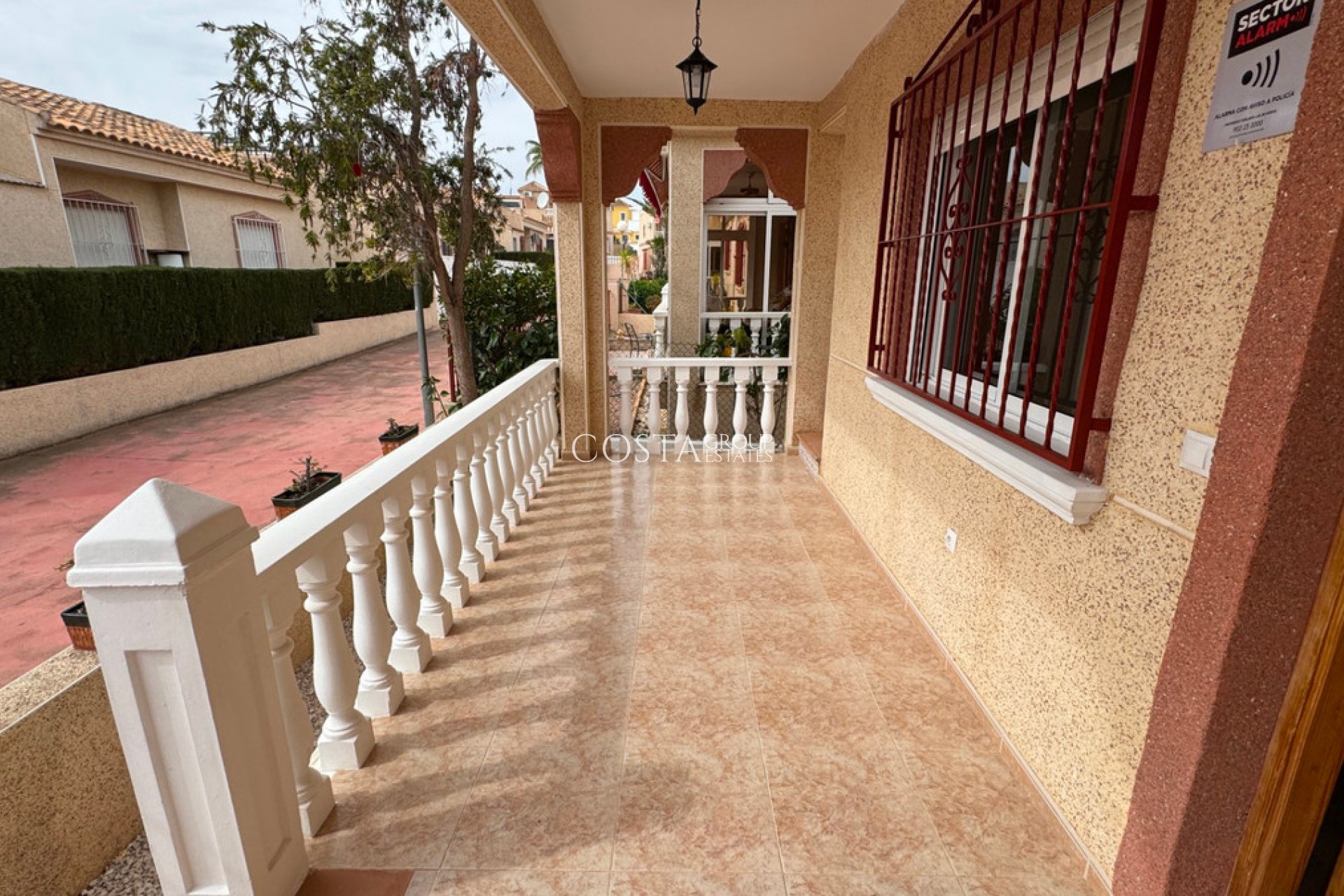 Herverkoop - Villa -
Algorfa - Algorfa Centro