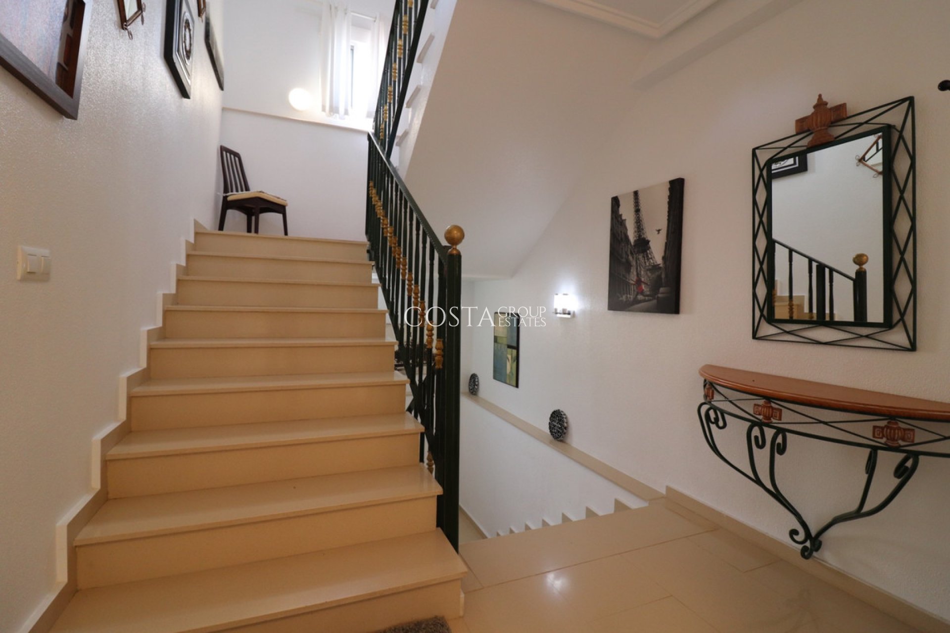 Herverkoop - Villa -
Algorfa - Algorfa Centro