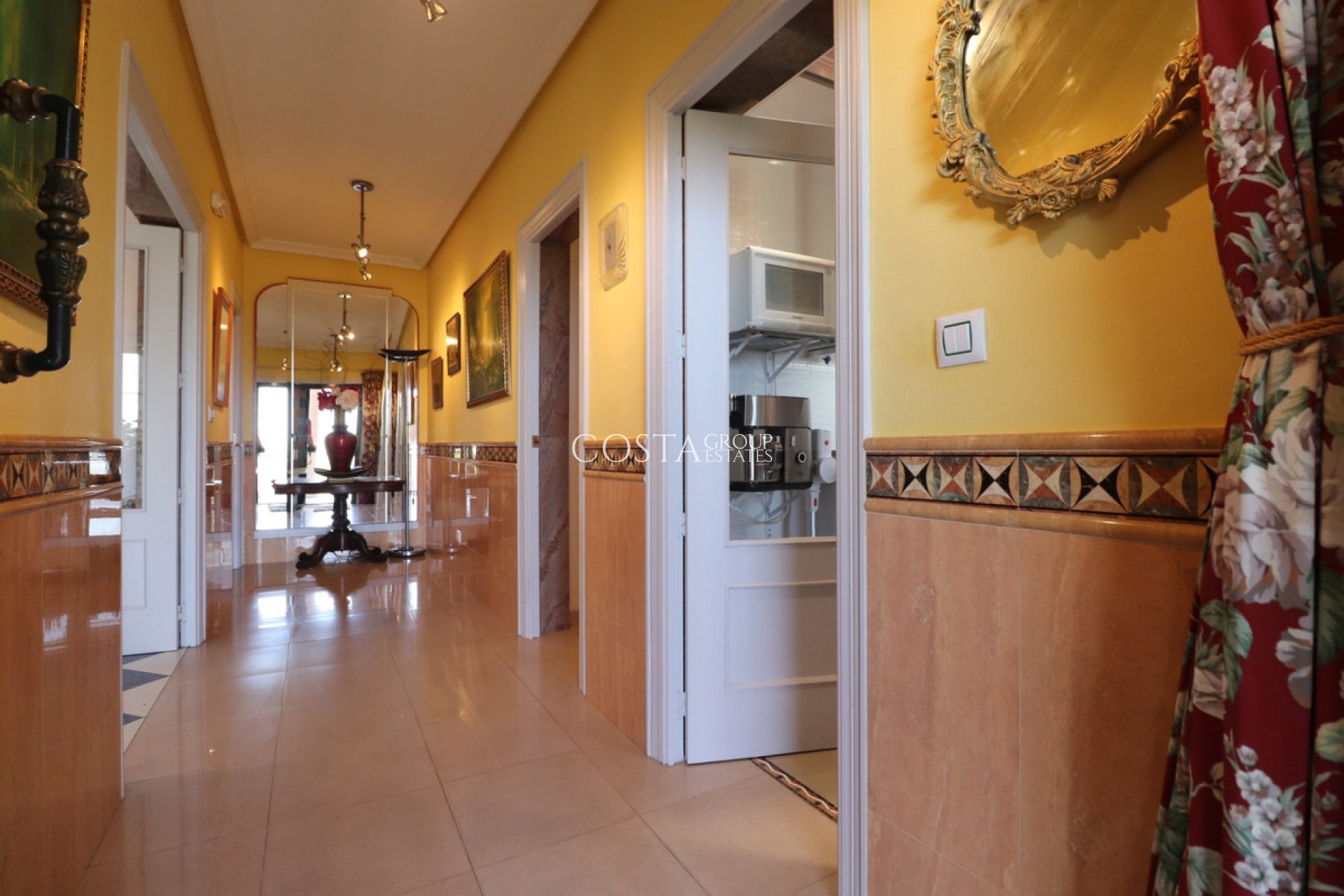 Herverkoop - Villa -
Algorfa - Algorfa Centro