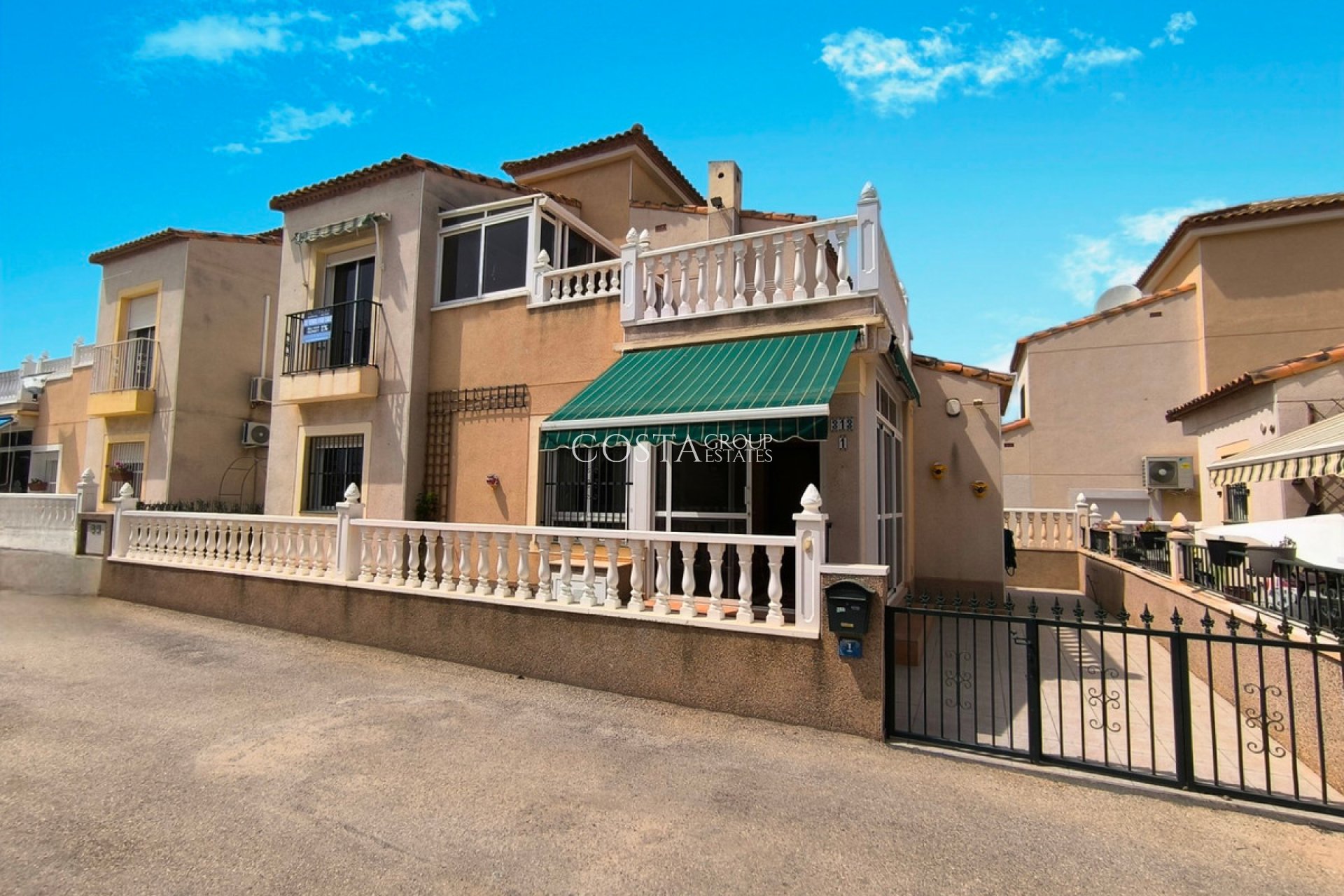 Herverkoop - Villa -
Algorfa - Algorfa Centro