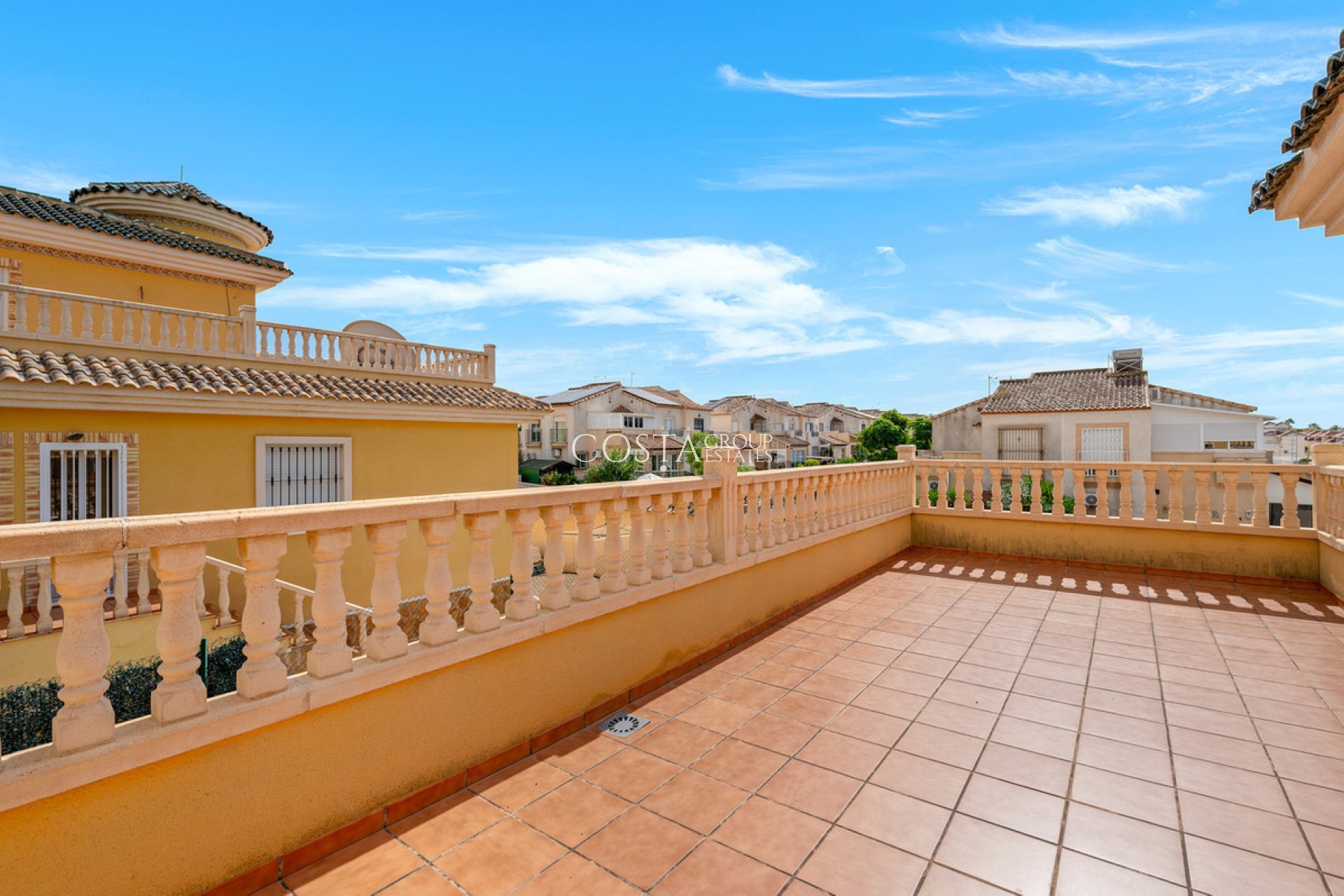 Herverkoop - Villa -
Algorfa - Algorfa Centro