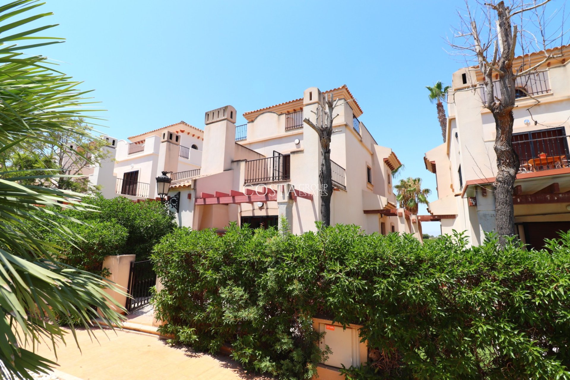 Herverkoop - Villa -
Algorfa - La Finca Golf Resort