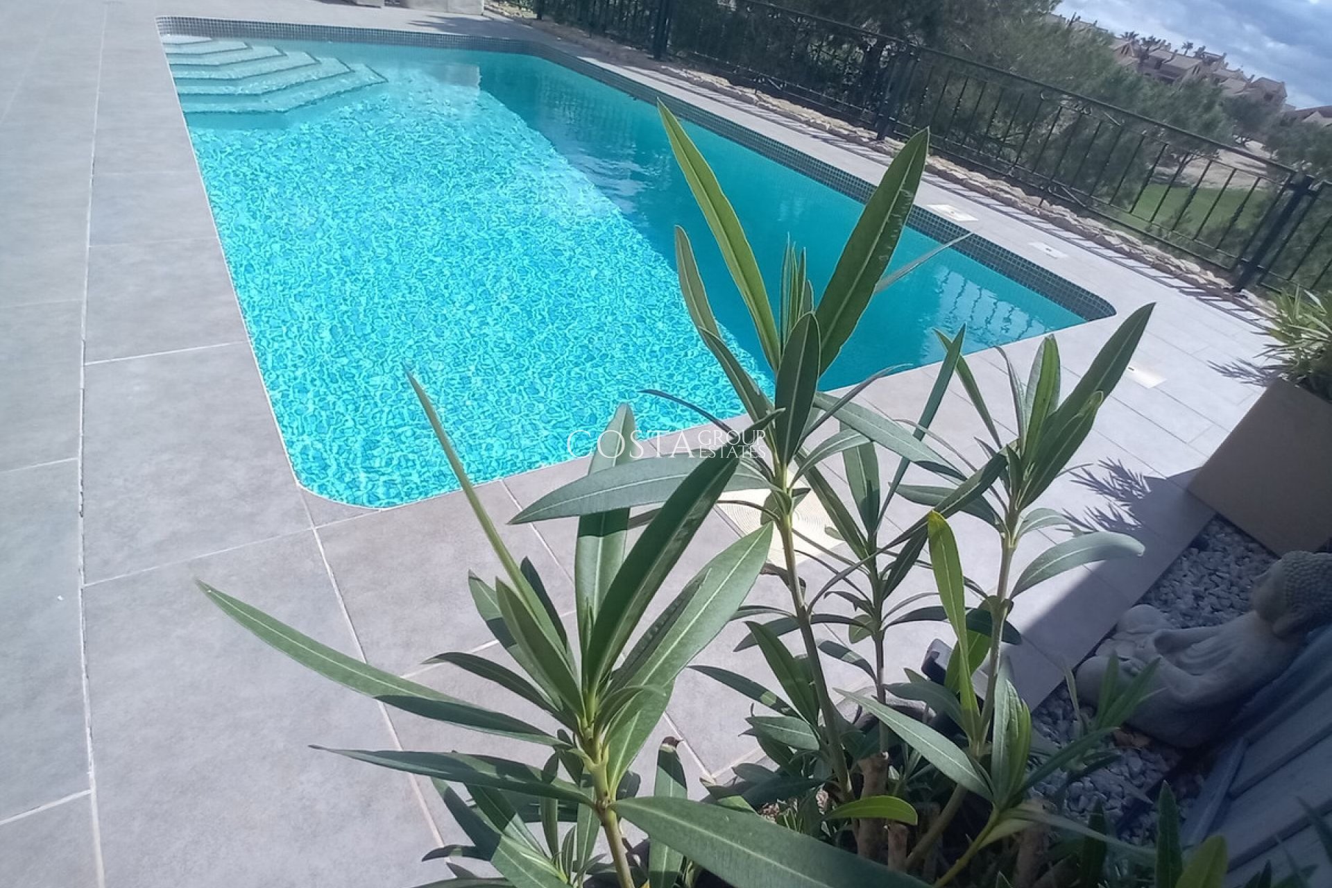 Herverkoop - Villa -
Algorfa - La Finca Golf