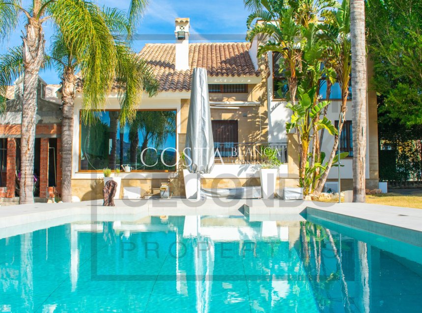 Herverkoop - Villa -
Algorfa - La finca Golf
