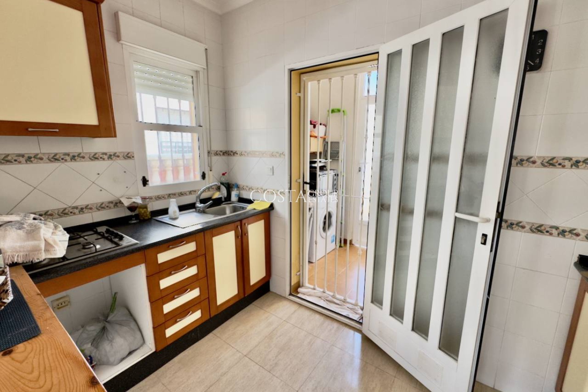 Herverkoop - Villa -
Algorfa - Lo Crispin