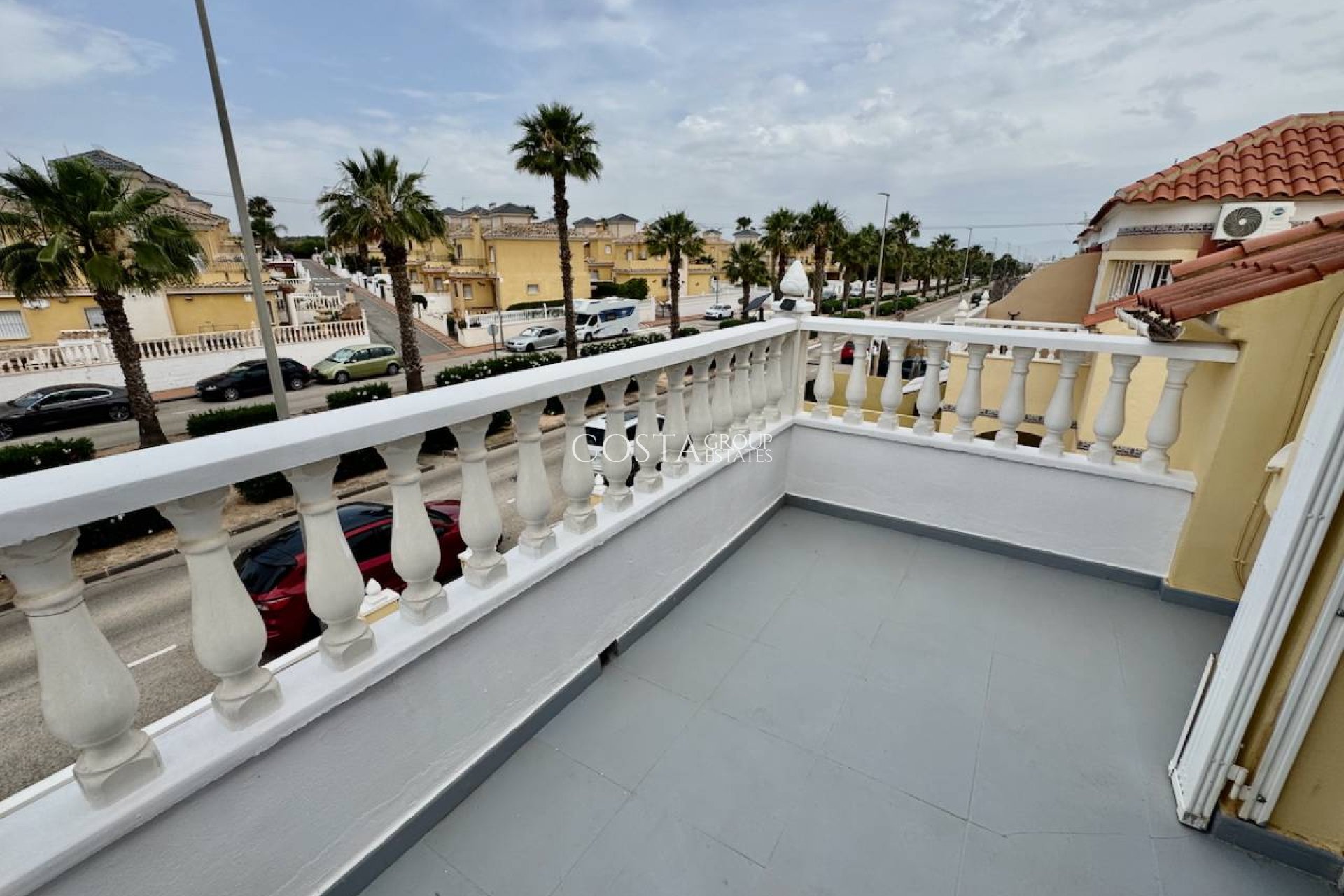 Herverkoop - Villa -
Algorfa - Lo Crispin