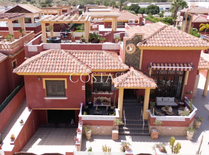 Herverkoop - Villa -
Algorfa - Lo Crispin