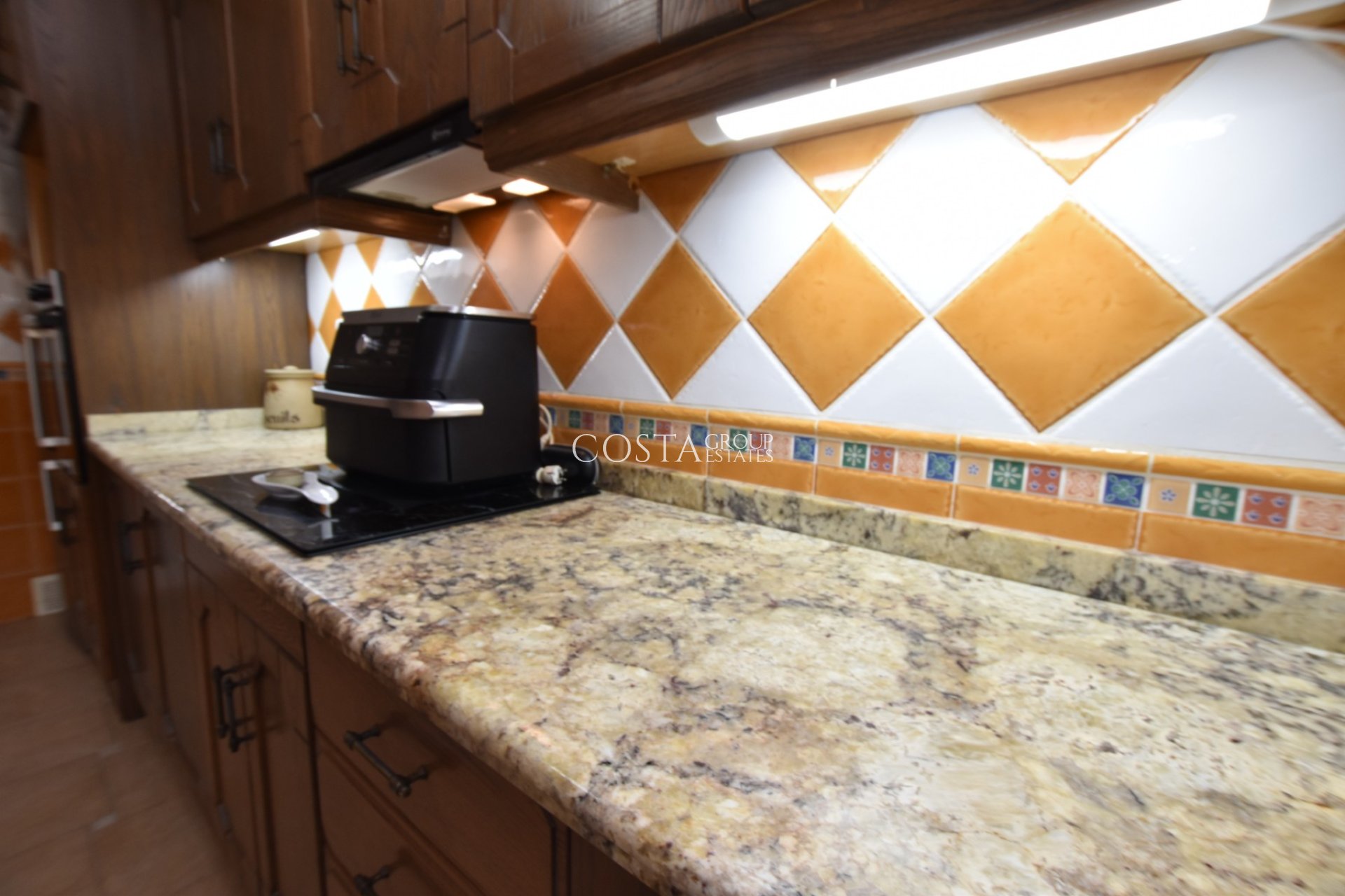 Herverkoop - Villa -
Algorfa - Montemar