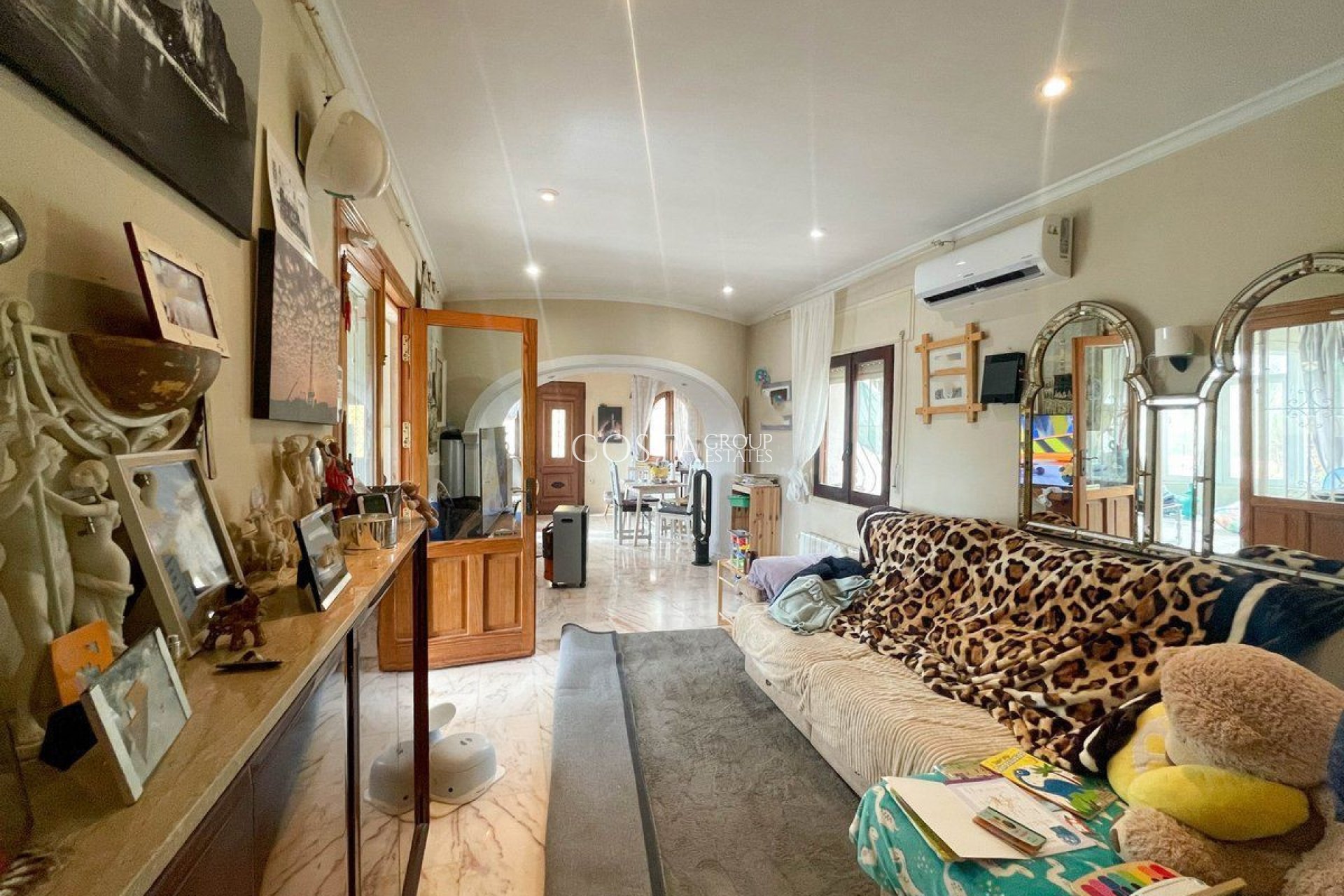 Herverkoop - Villa -
Algorfa - Montemar