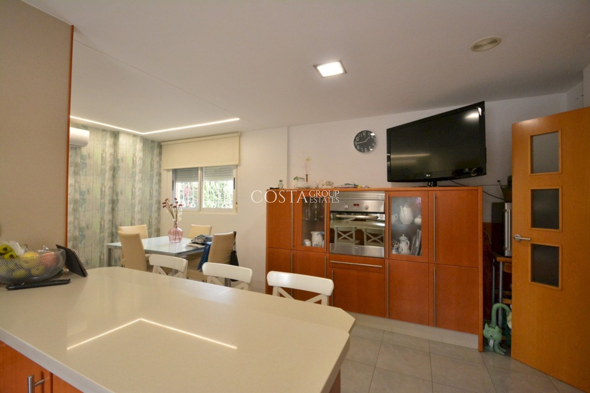 Herverkoop - Villa -
Almoradí - Almoradi Centro