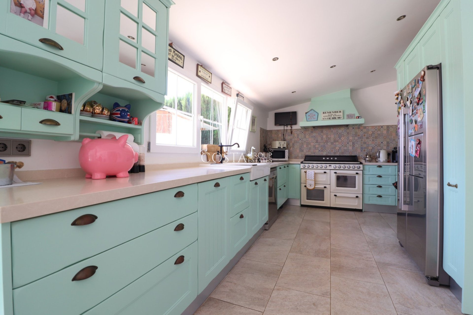 Herverkoop - Villa -
Almoradí - Heredades