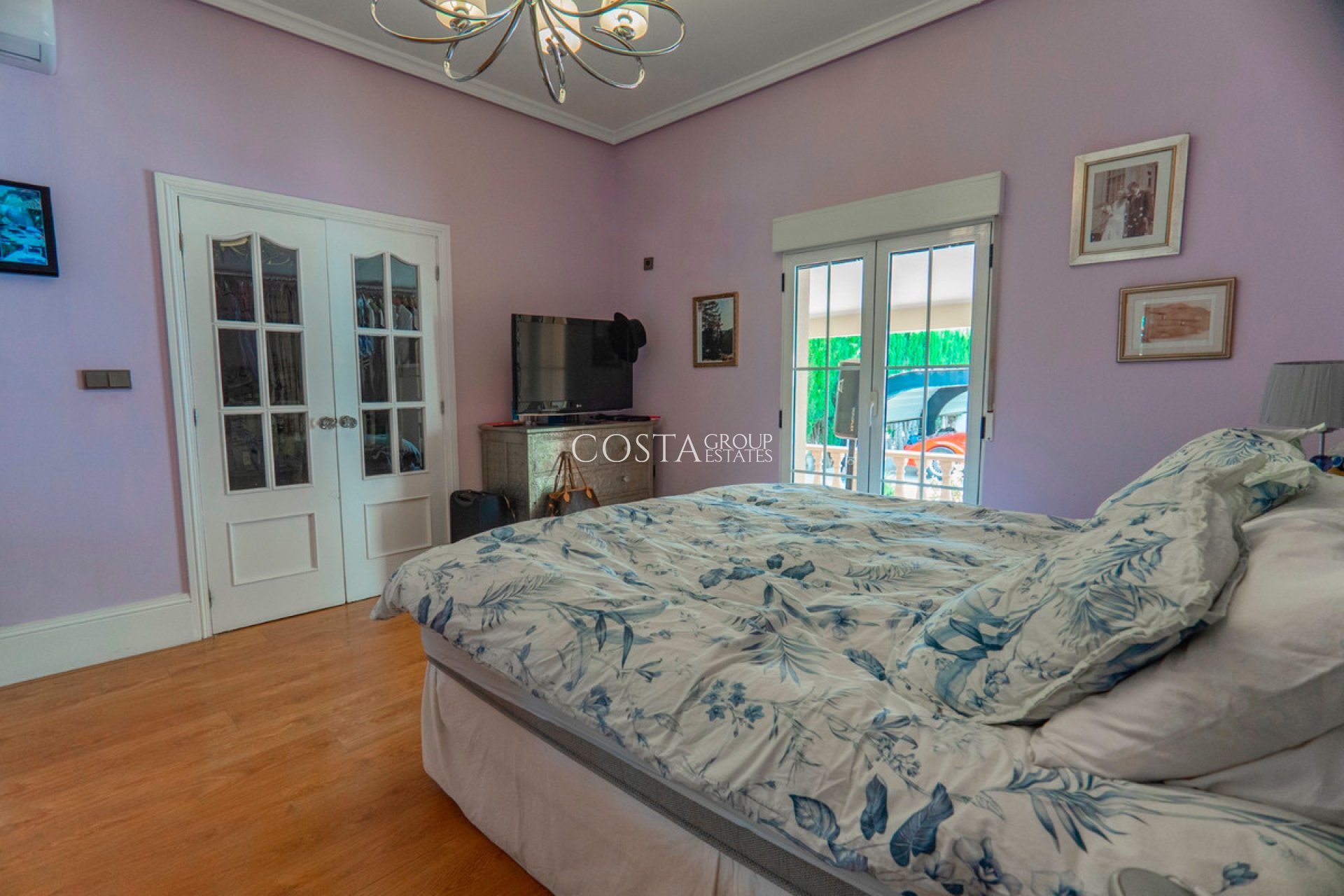 Herverkoop - Villa -
Almoradí - Heredades