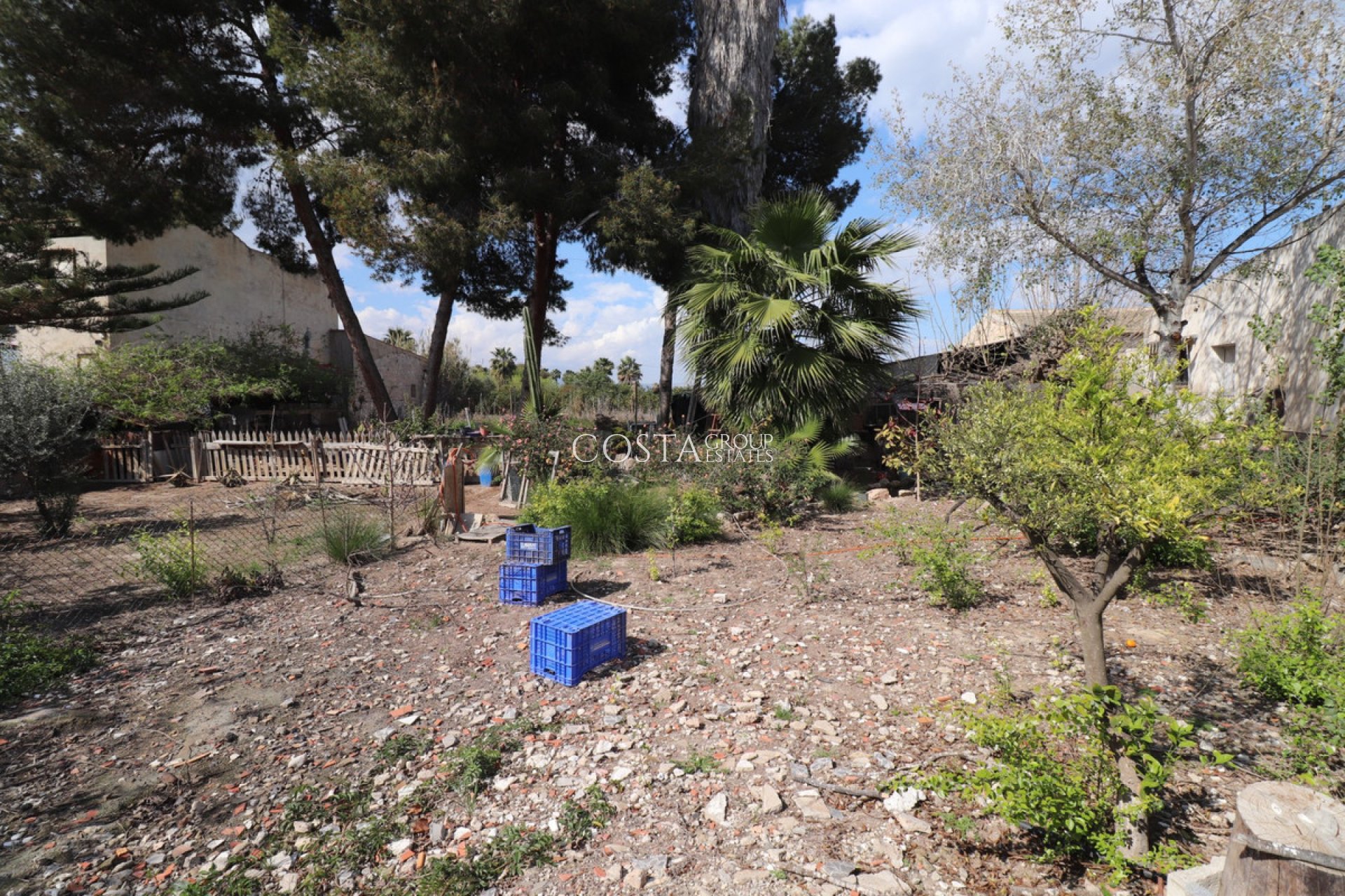 Herverkoop - Villa -
Almoradí - Heredades