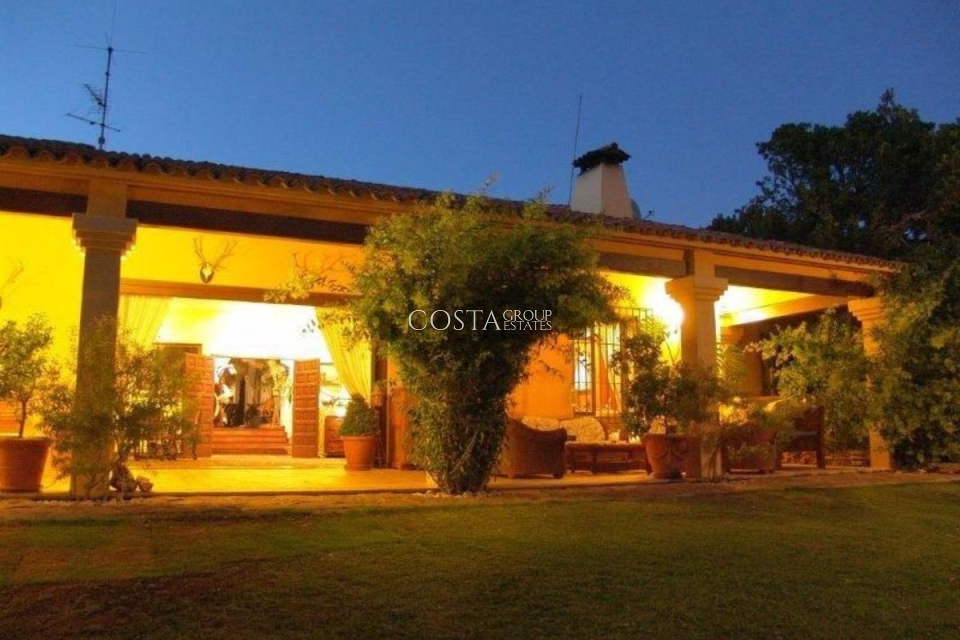 Herverkoop - Villa -
Altea - Altea Centro