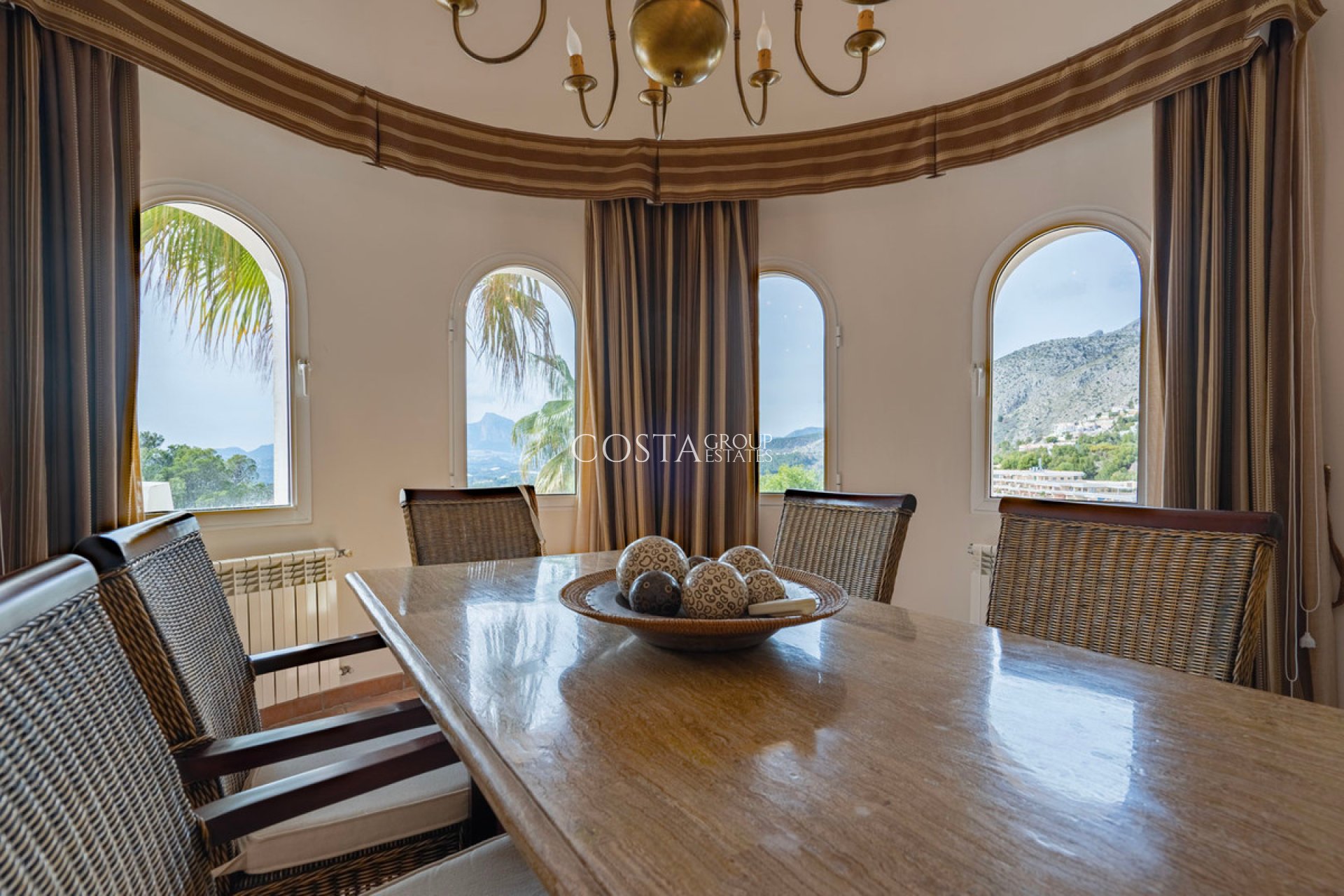 Herverkoop - Villa -
Altea - Altea Centro