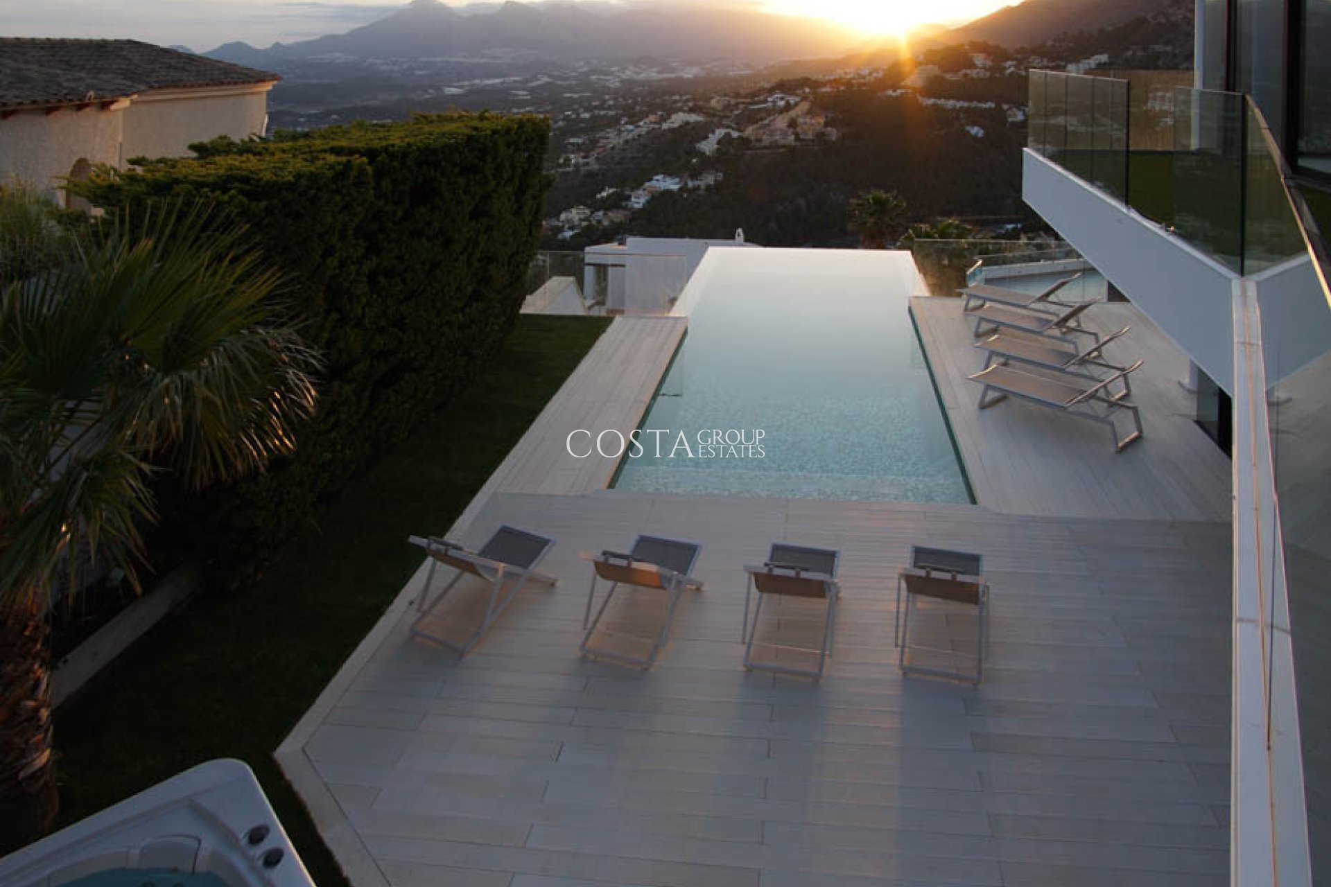 Herverkoop - Villa -
Altea - Altea Centro