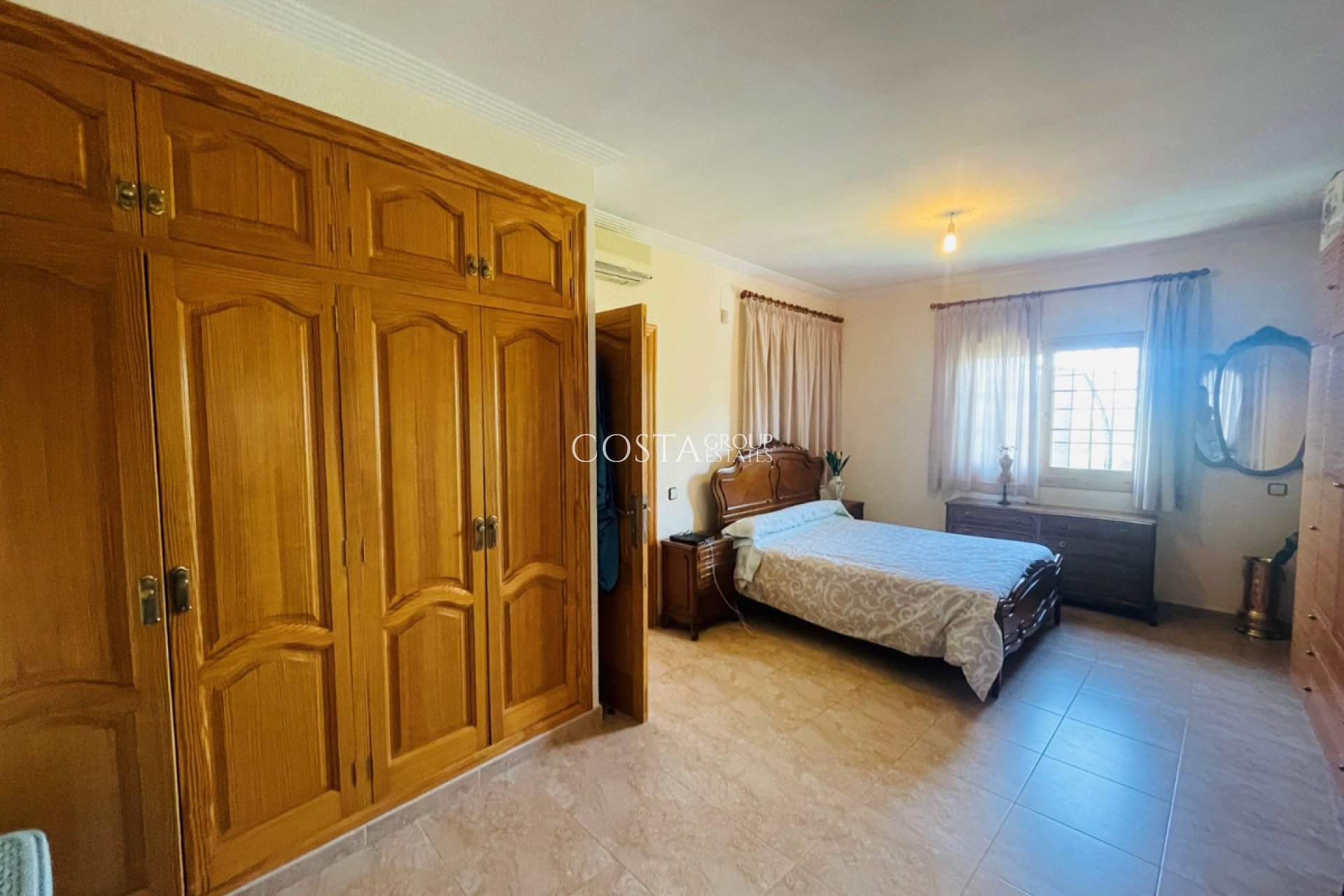 Herverkoop - Villa -
Altea - Altea Centro