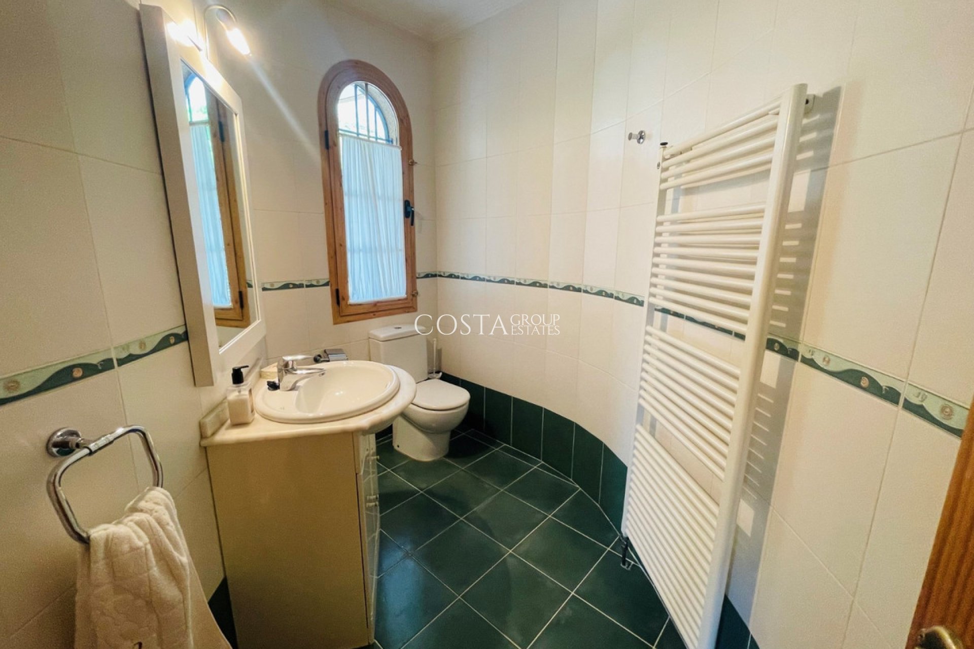 Herverkoop - Villa -
Altea - Altea Centro