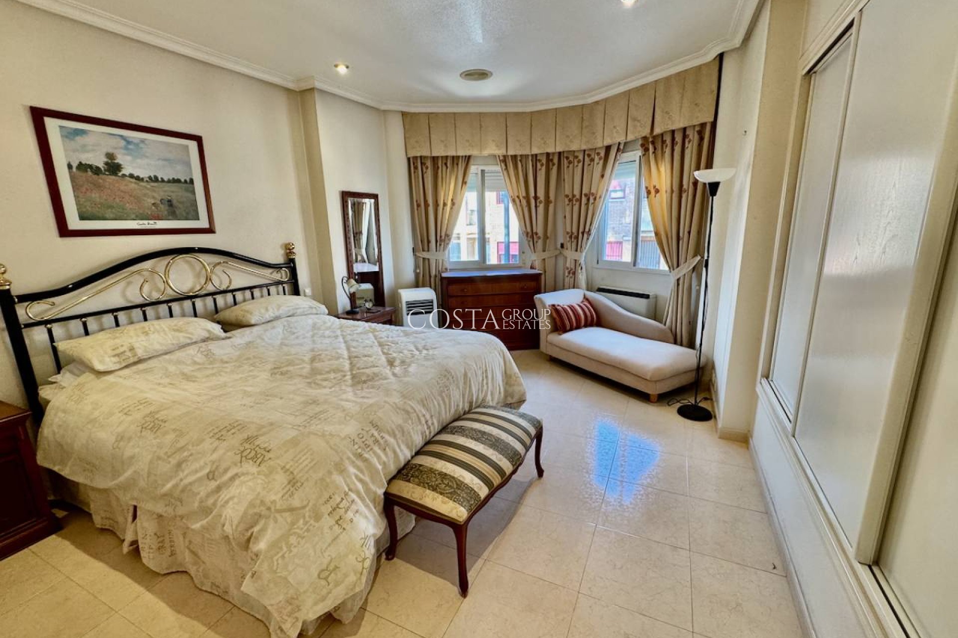 Herverkoop - Villa -
Benferri