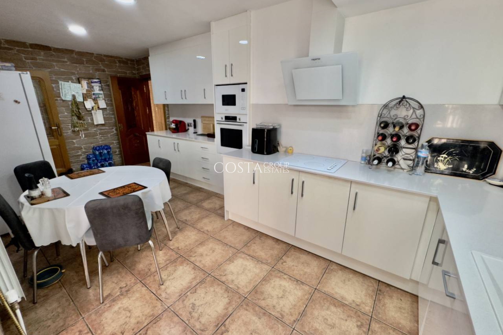 Herverkoop - Villa -
Benijofar