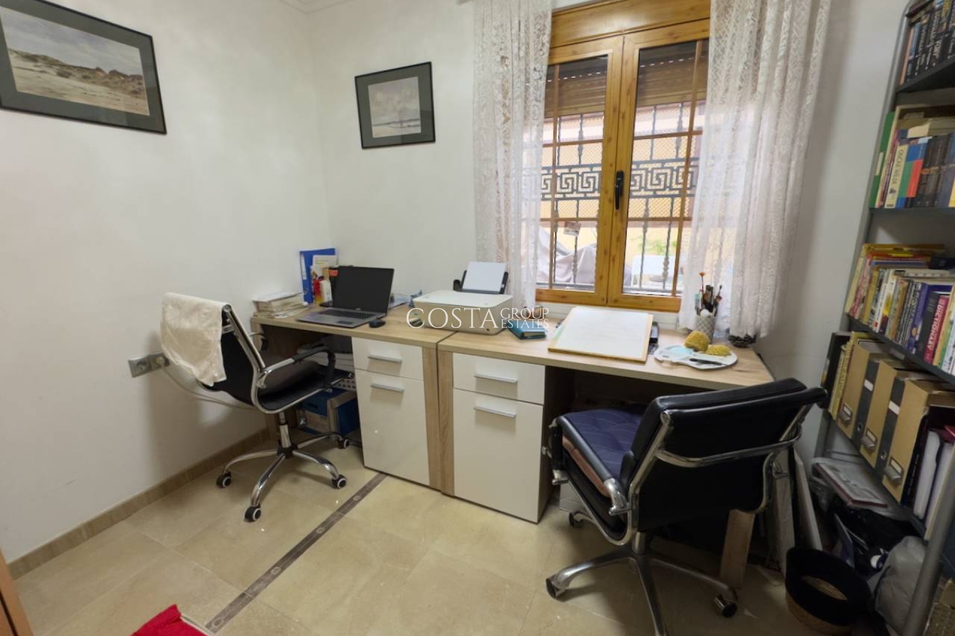 Herverkoop - Villa -
Benijofar