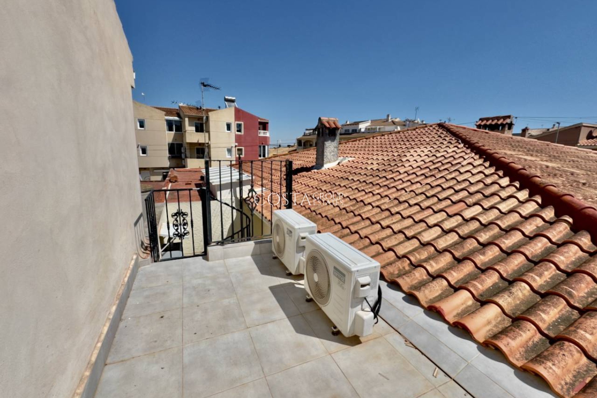 Herverkoop - Villa -
Benijofar